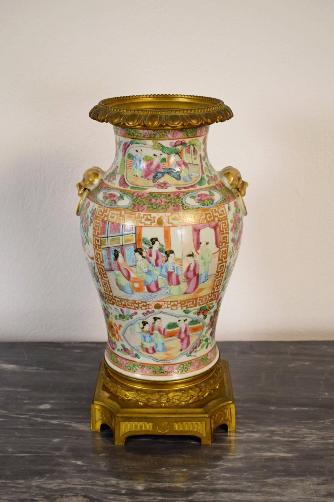 19th Chinese Canton Porcelain Vase with Polychrome and Gilt Decoration 4