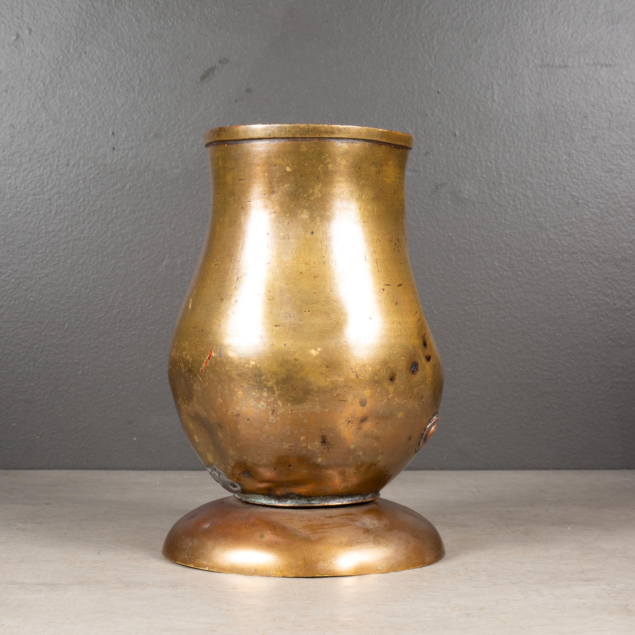 XIX secolo XIX/inizio XX secolo. Brocca in bronzo e rame in vendita