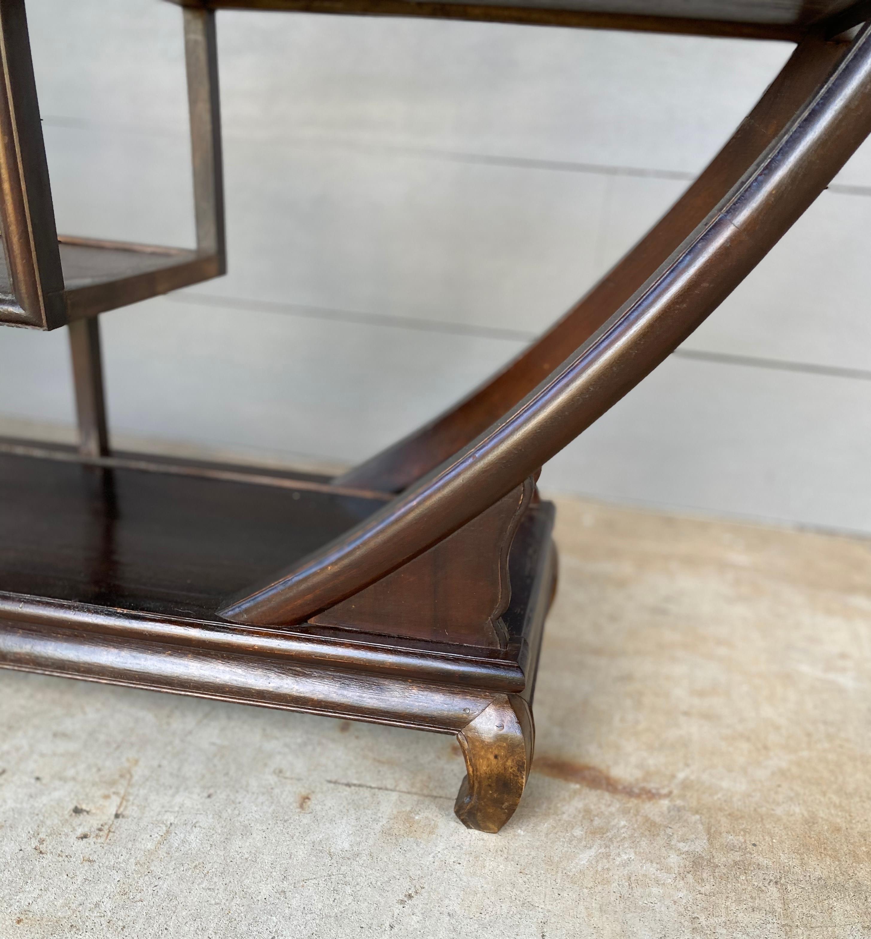 19th-Early 20th Century Chinese 2 Part Étagère In Good Condition In Richmond, VA