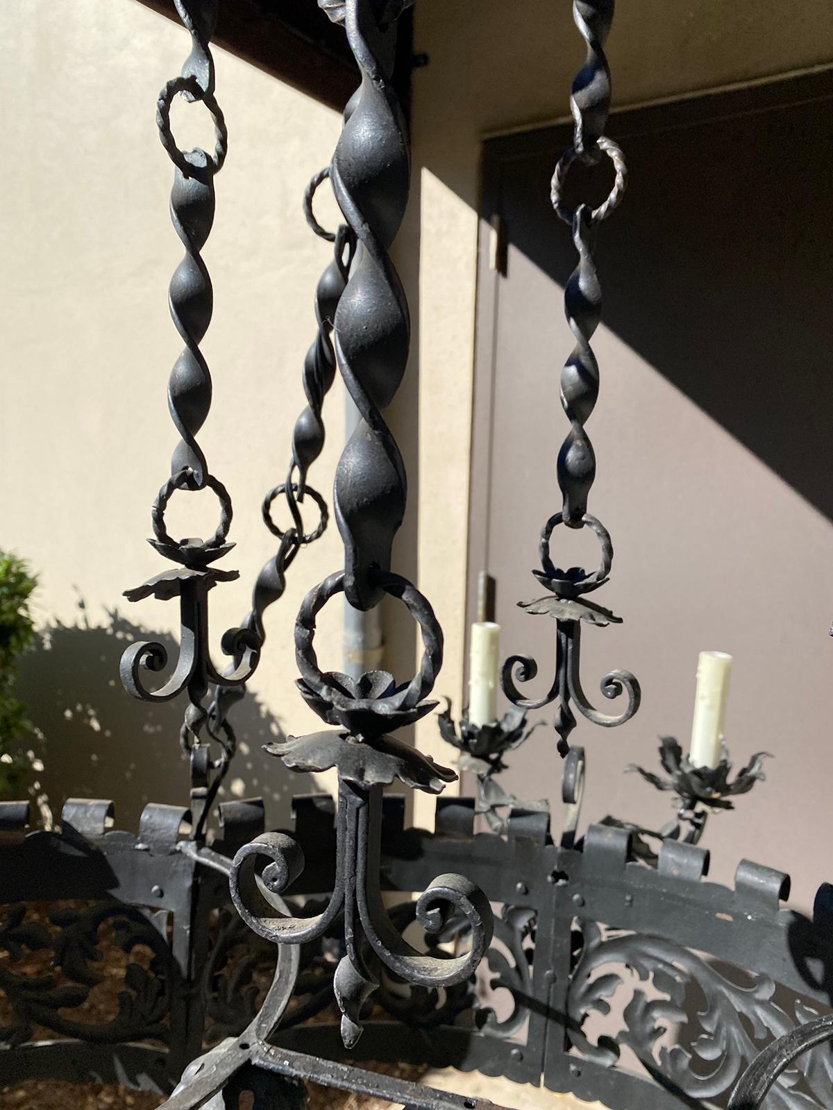 19th-Early 20th Century Continental Wrought Iron Eight-Arm Chandelier For Sale 7