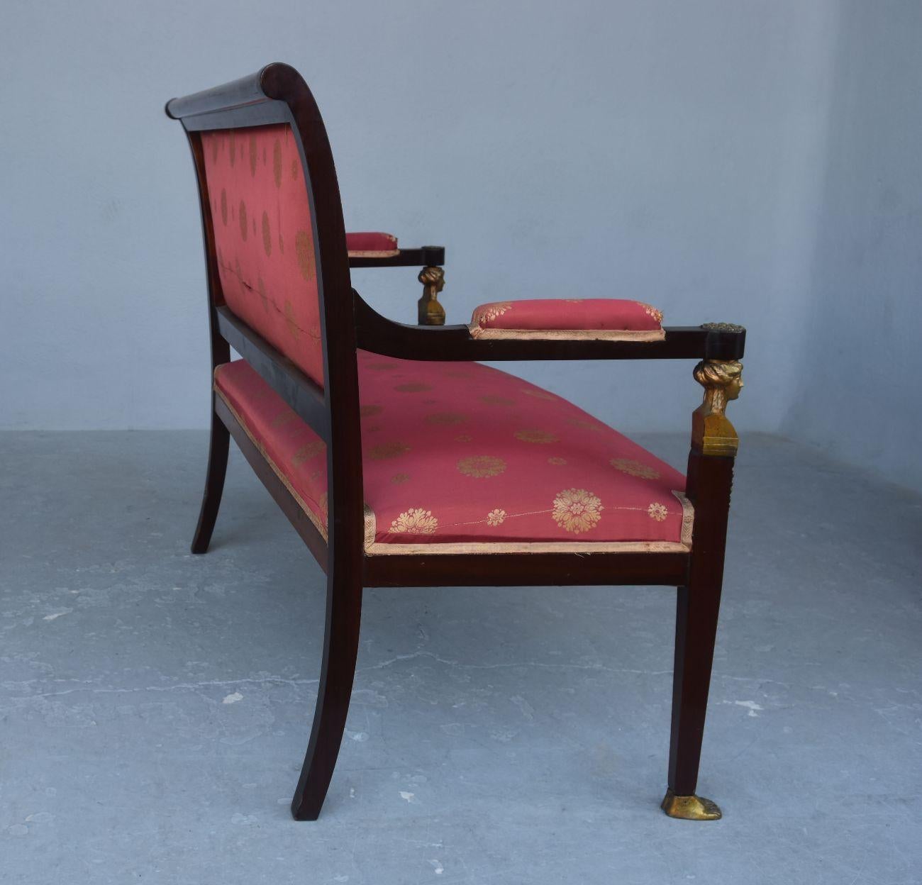 19th Century Empire Style Mahogany Living Room and Gilded Bronze Caryatid Head For Sale 5