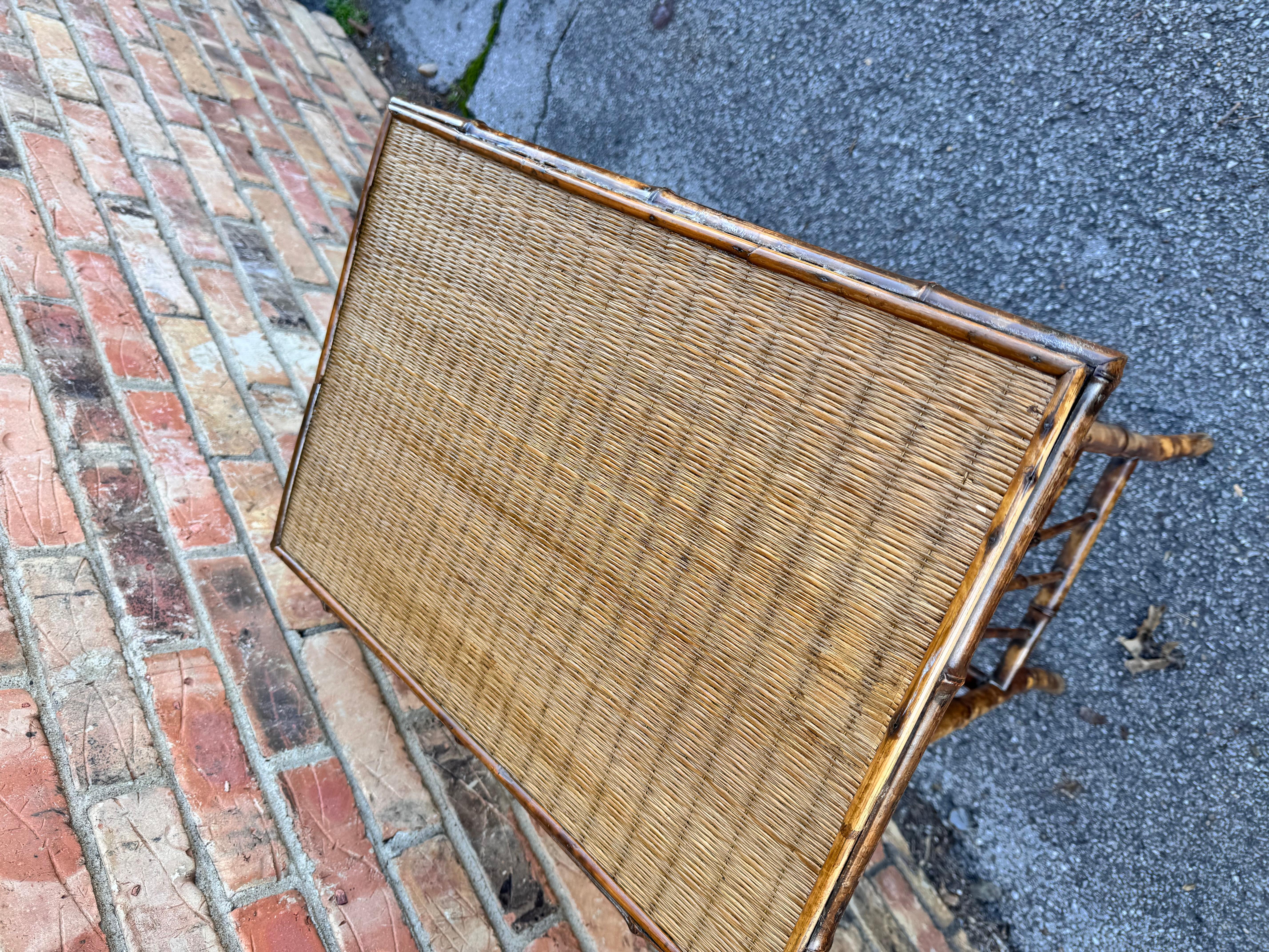 Fin du XIXe siècle Table d'appoint en bambou du 19e siècle en vente