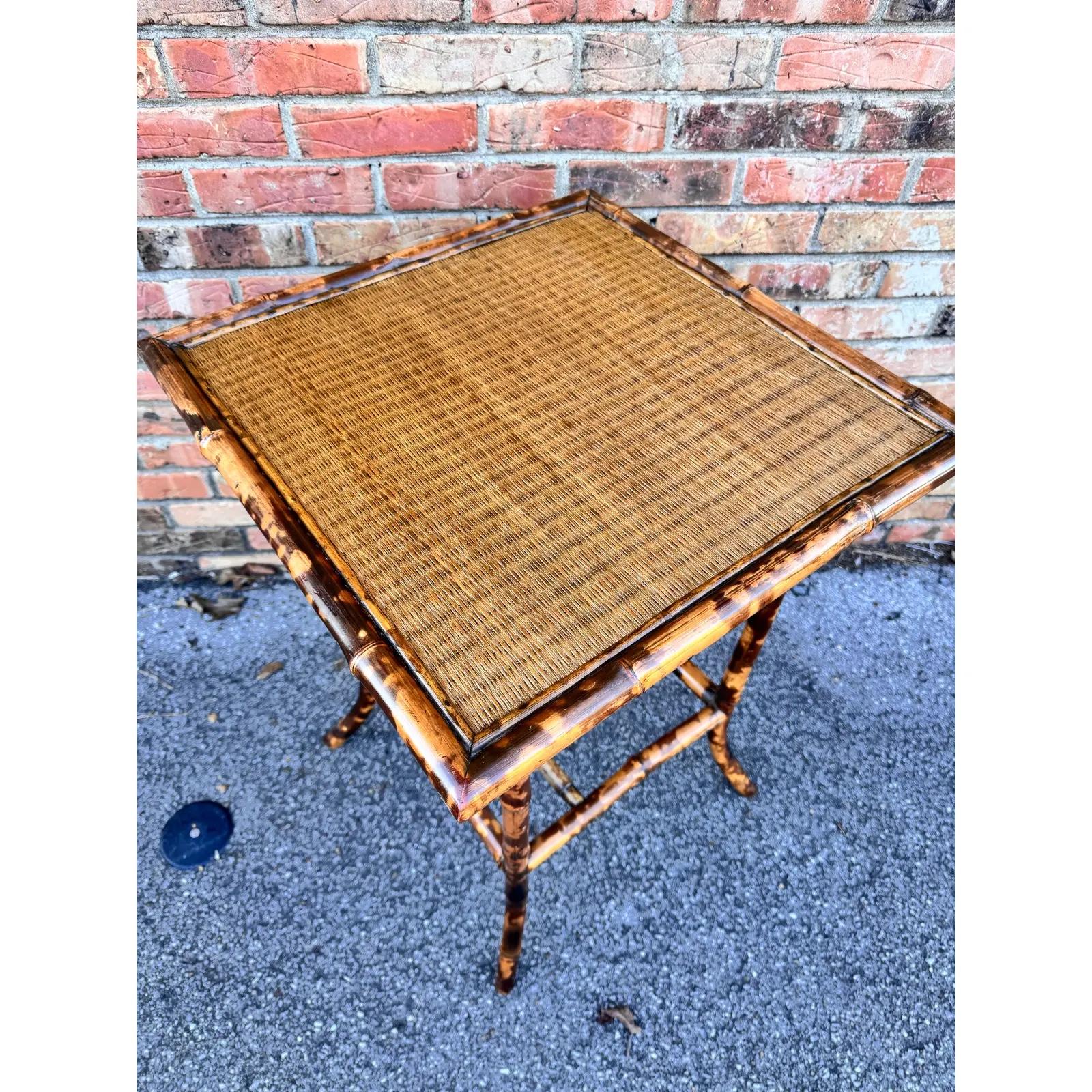 Fin du XIXe siècle Table d'appoint en bambou du 19e siècle en vente