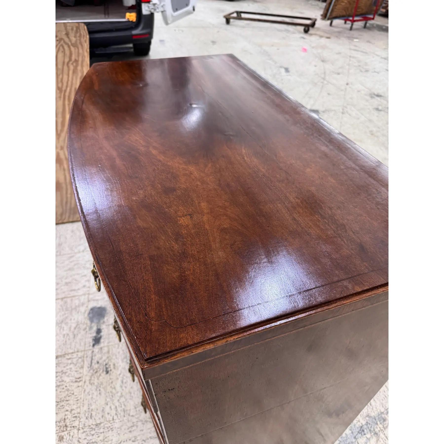 19th English Bow Front Chest of Drawers For Sale 3
