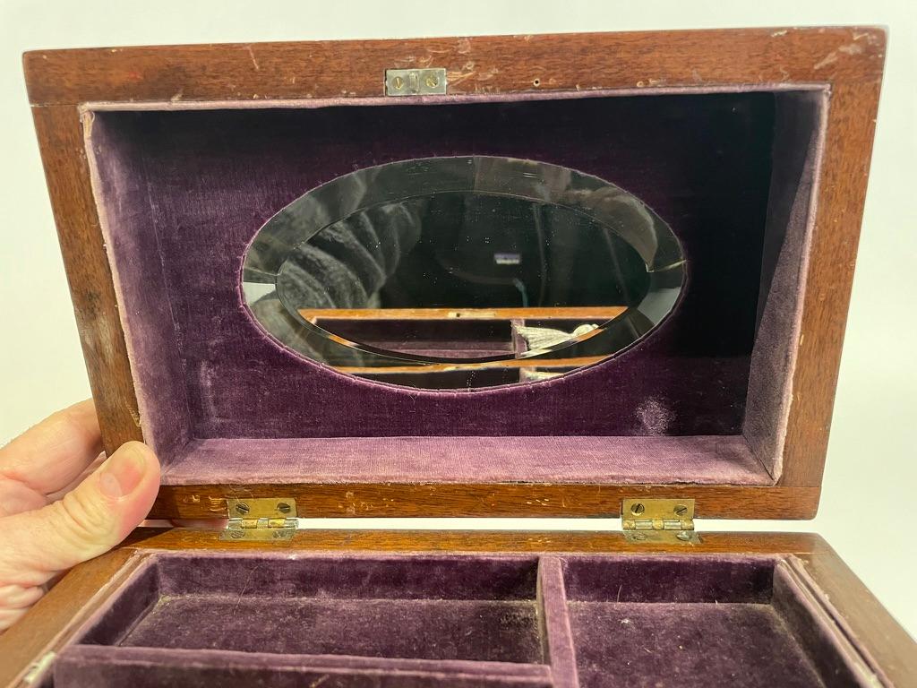 Boîte à bijoux en marqueterie Regency anglaise du 19e siècle  en vente 11