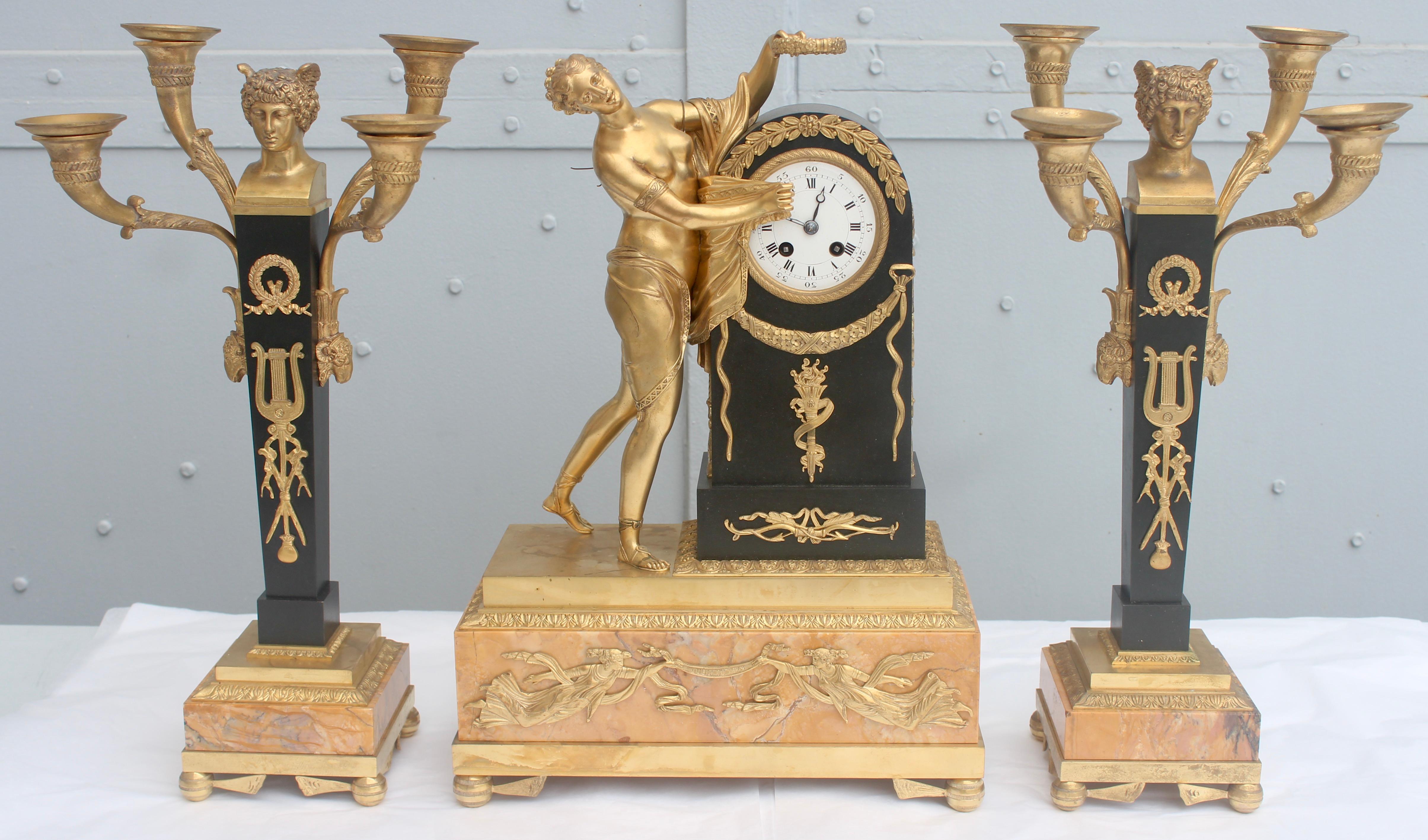 19th French Empire Ormolu and Patinated Bronze Three-Piece Clock Garniture In Good Condition In Saint-Ouen, FR