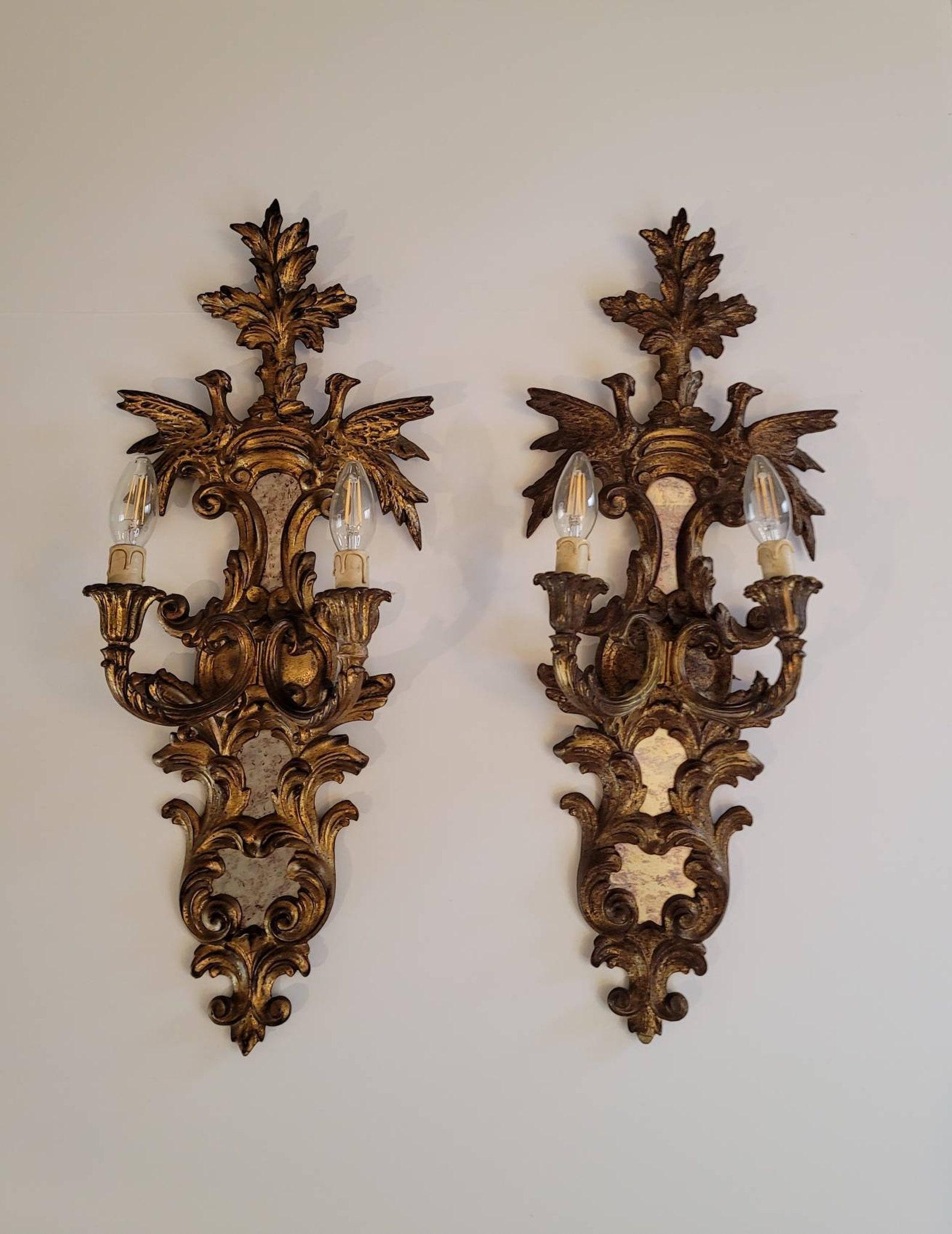 19th French Louis XVI Rocaille Giltwood Wall Sconces, A Pair For Sale 5