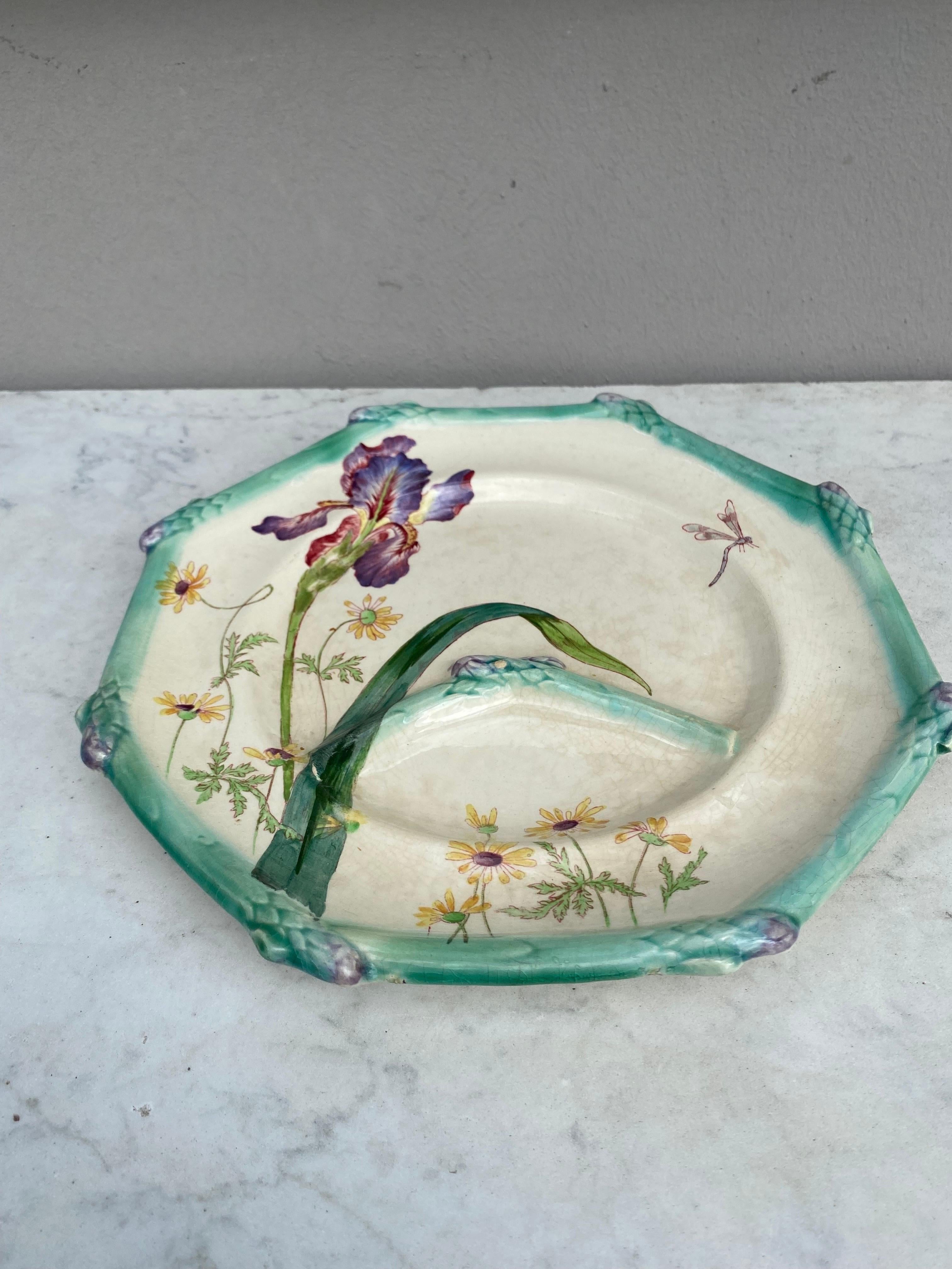 Ceramic 19th French Majolica Asparagus Plate Iris Longchamp For Sale
