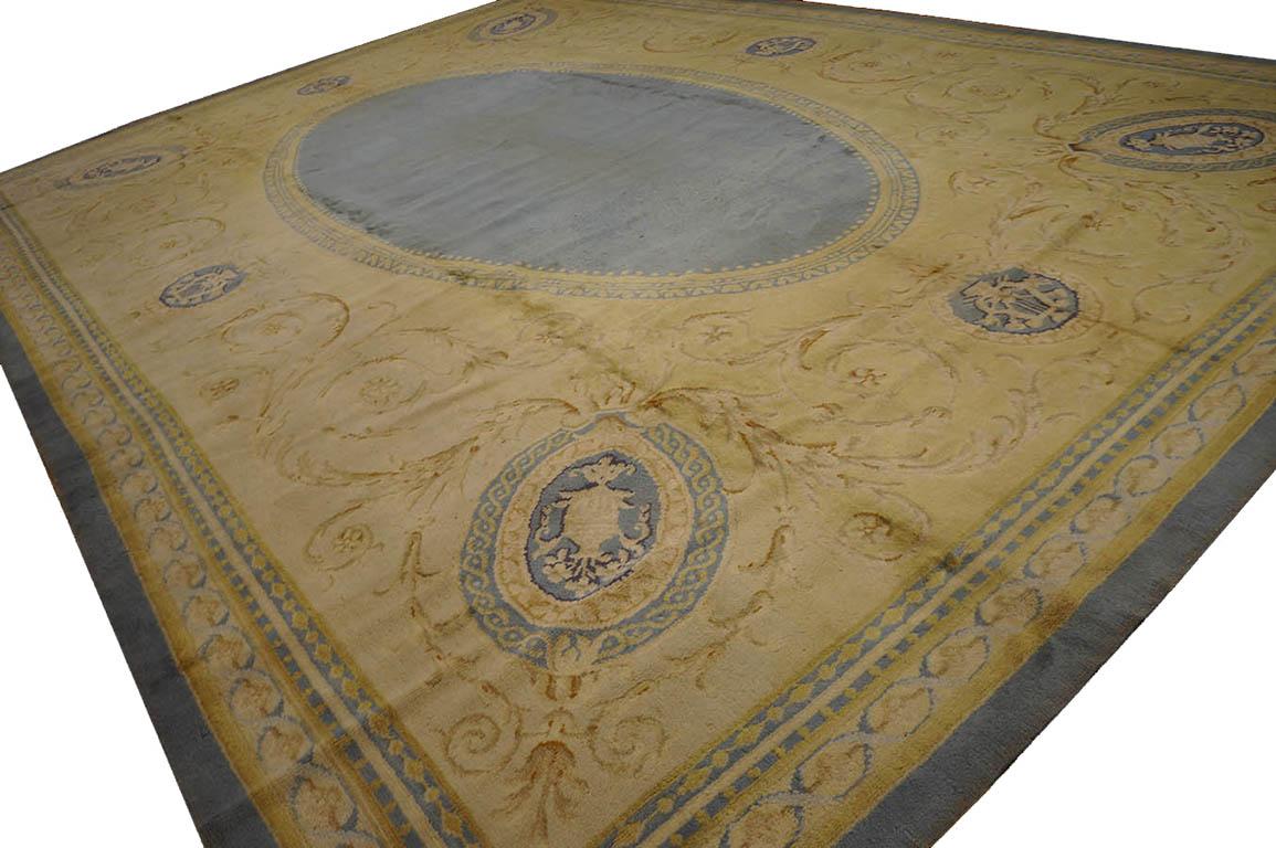 Alfombra francesa neoclásica de Savonnerie del siglo XIX ( 12'9