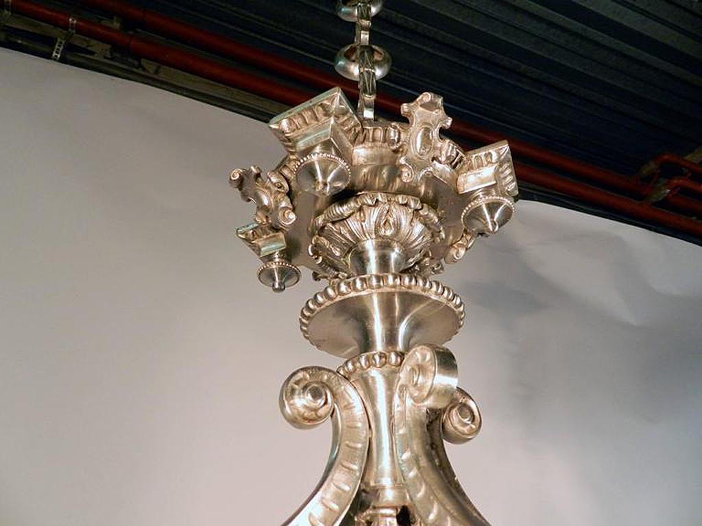 19th French Silvered Bronze Neoclassical Eight-Light Chandelier For Sale 3