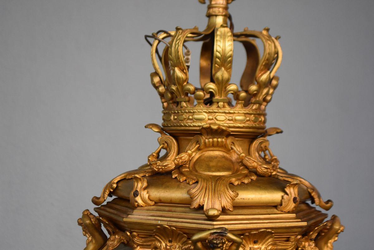 Vergoldete Bronzelaterne des 19. Jahrhunderts als Schloss von Versailles-Modell (Louis XIV.) im Angebot