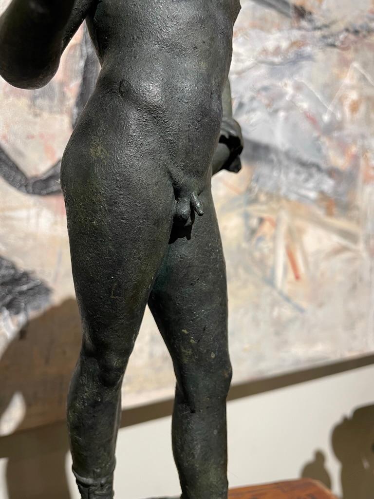 19th Italian Century Grand Tour Bronze Sculpture of Nude Narcissus For Sale 4