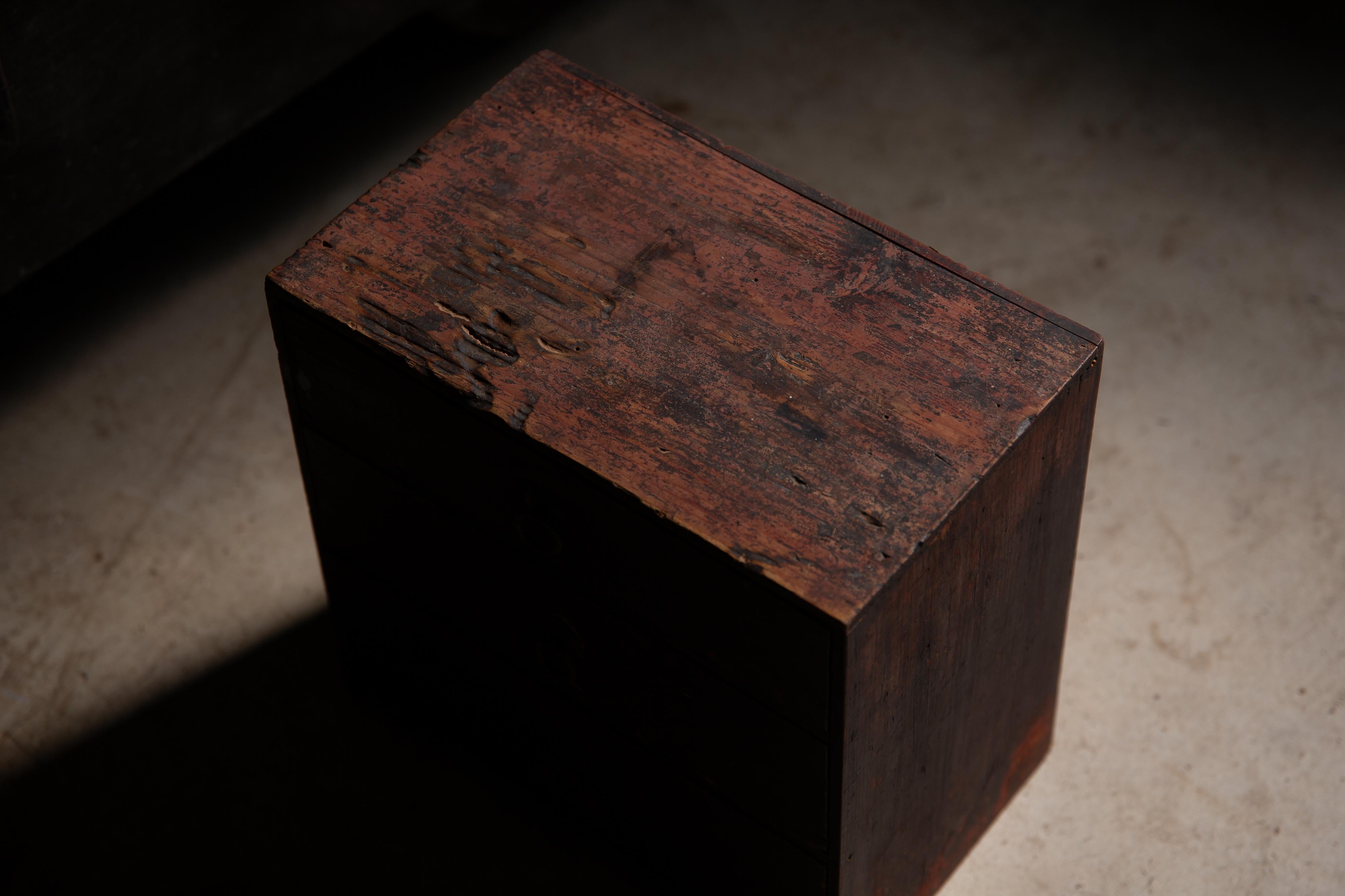 19° cassettone giapponese antico urushi piccolo tansu wabi sabi mingei in vendita 7