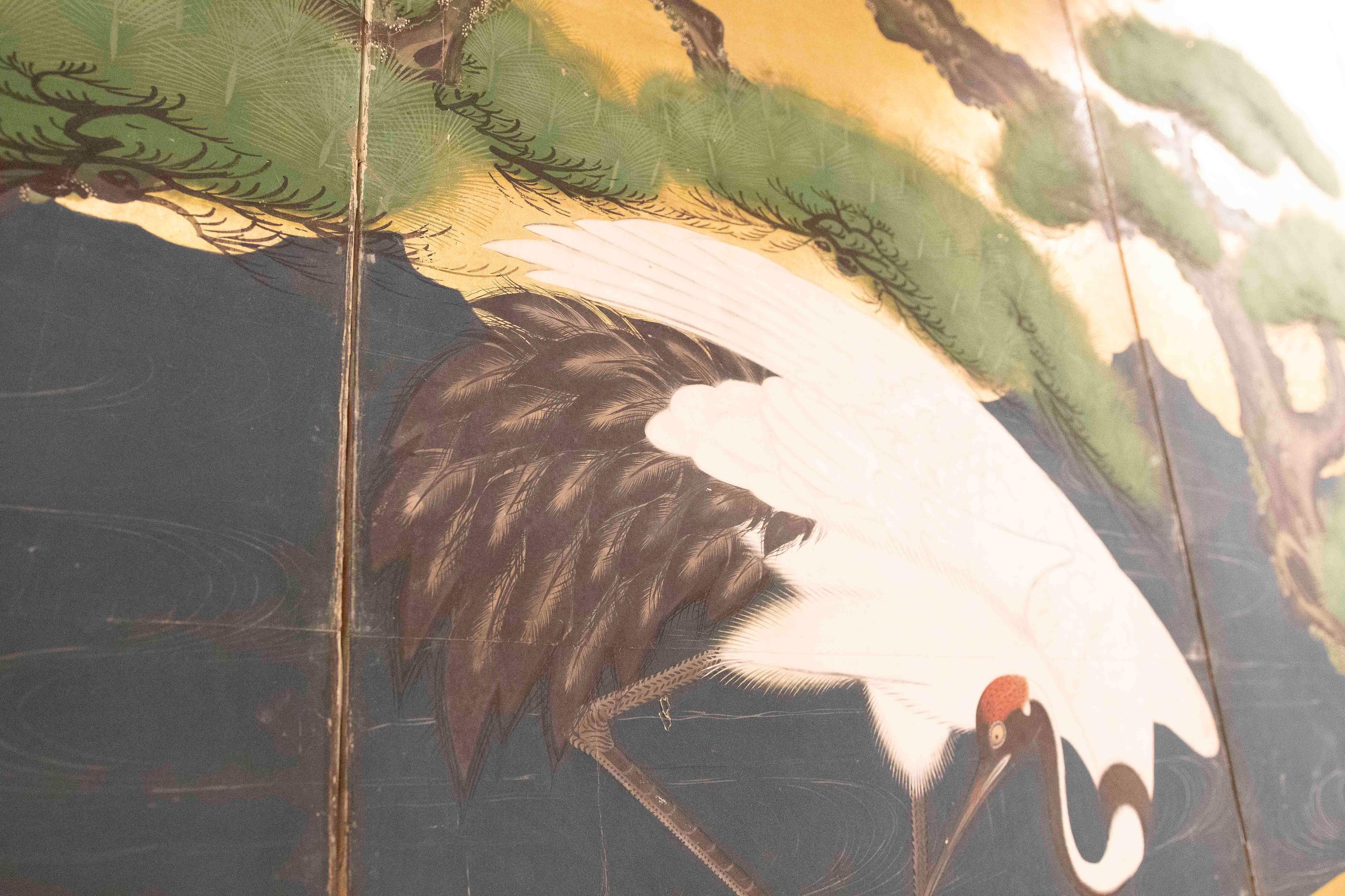 19th Japanese Screen with Cranes and Pine on a Golden Background For Sale 9