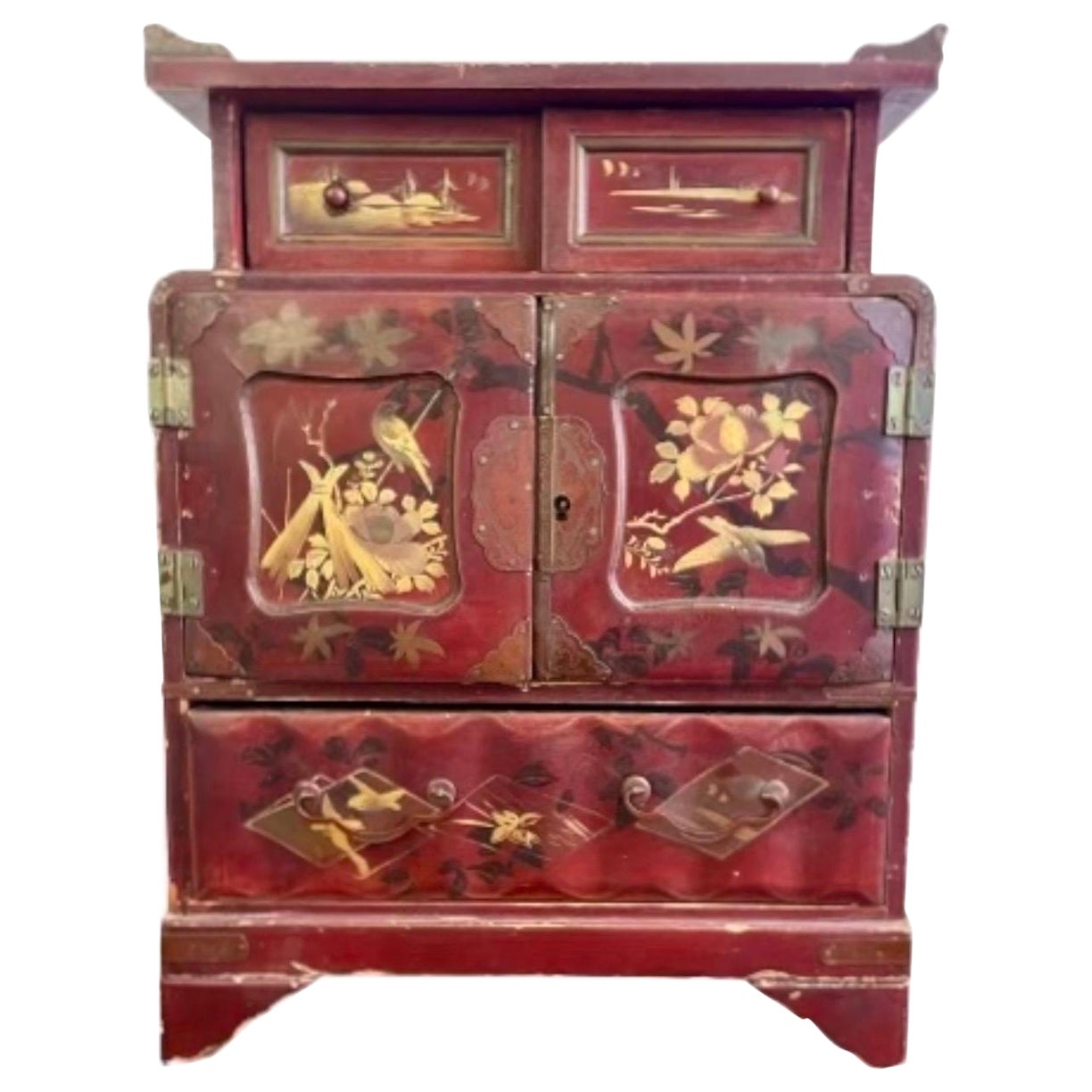 19th Jewelery Box Altar Box Japanese Temple Cabinet lacquered red gilding Meiji