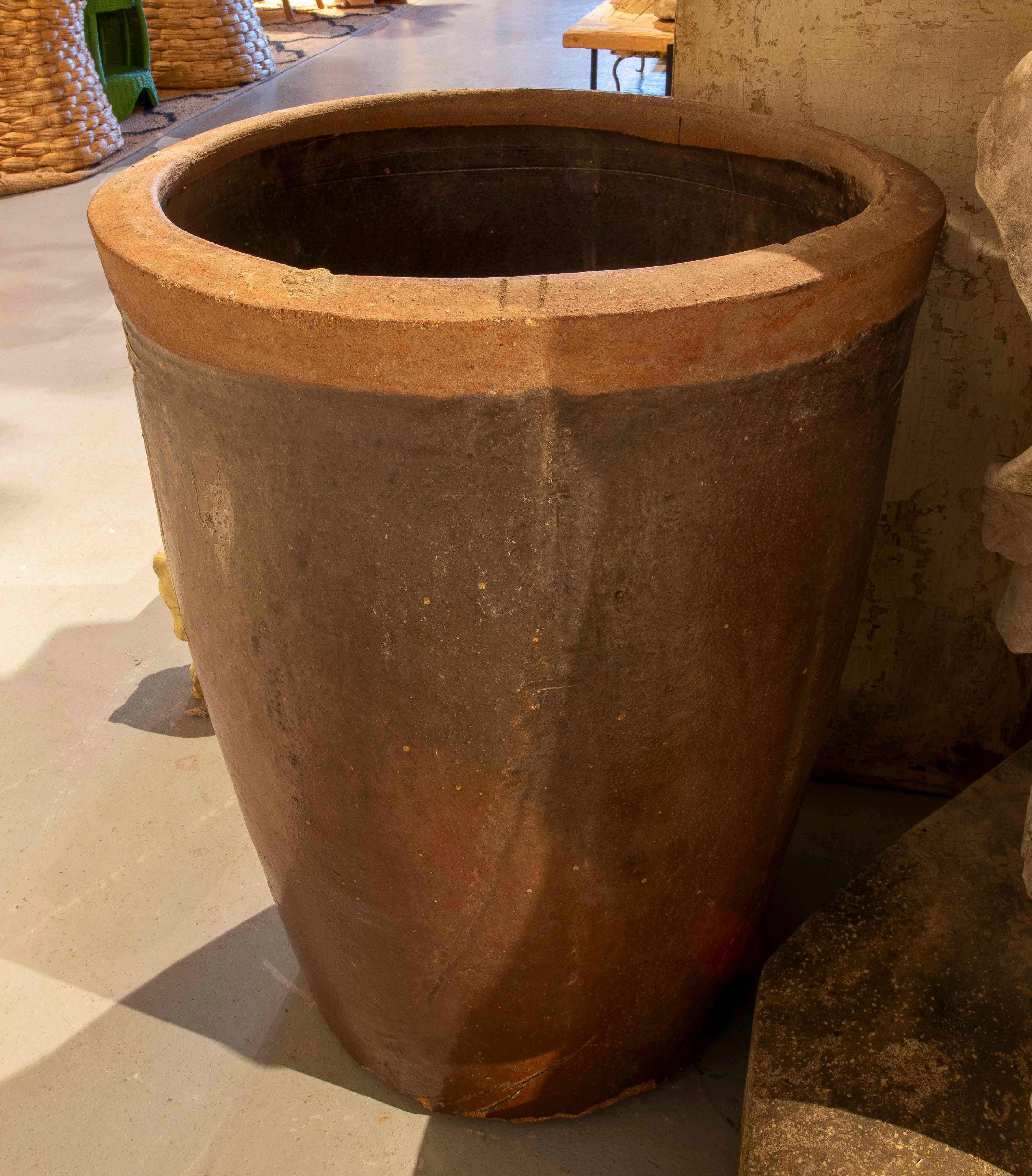 XIX Gran Tinaja Antigua de Barro. Glaseado en venta