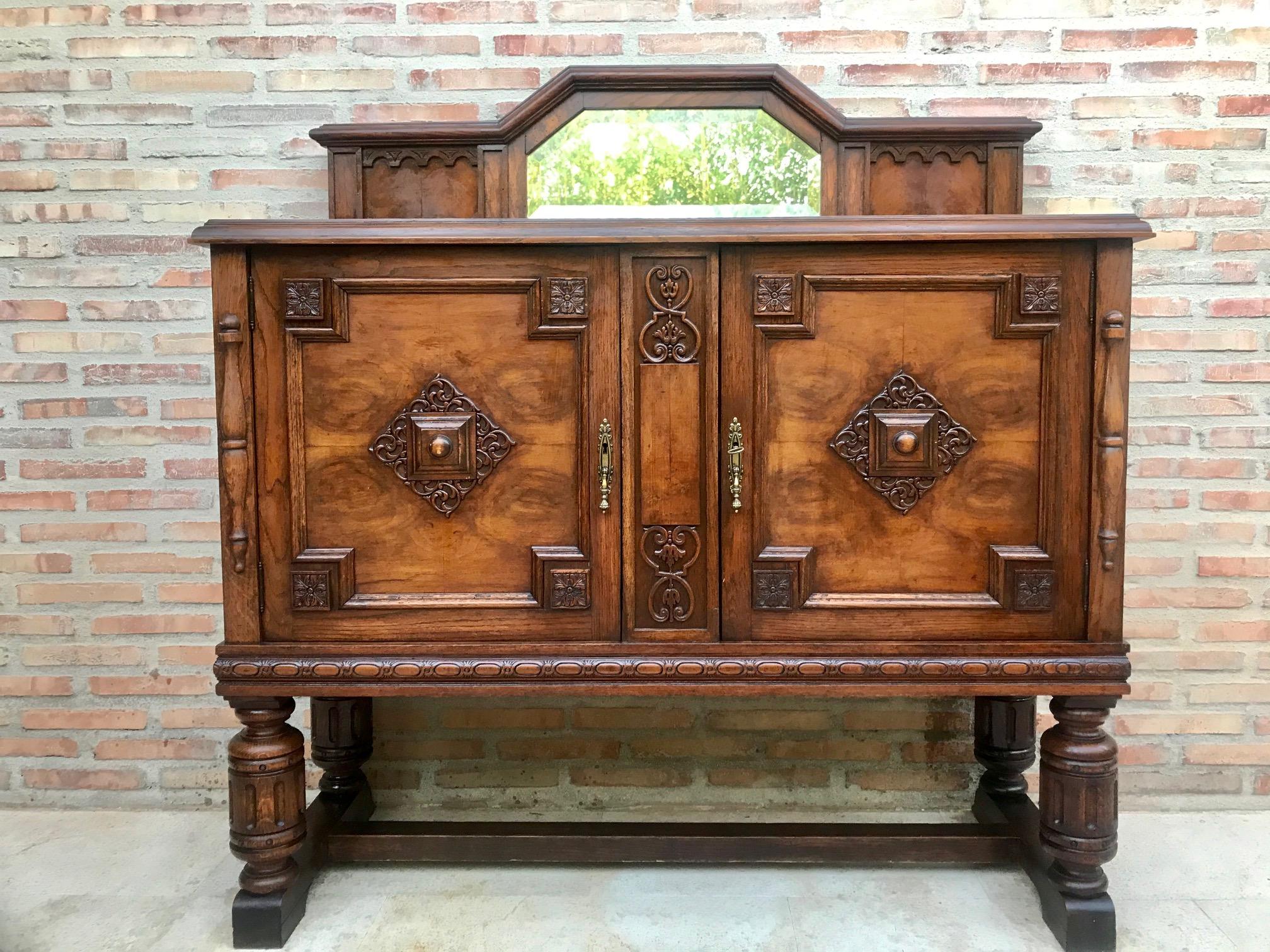 Large Catalan Spanish Buffet with Two Doors, Three Drawers and Mirror Crest In Good Condition For Sale In Miami, FL
