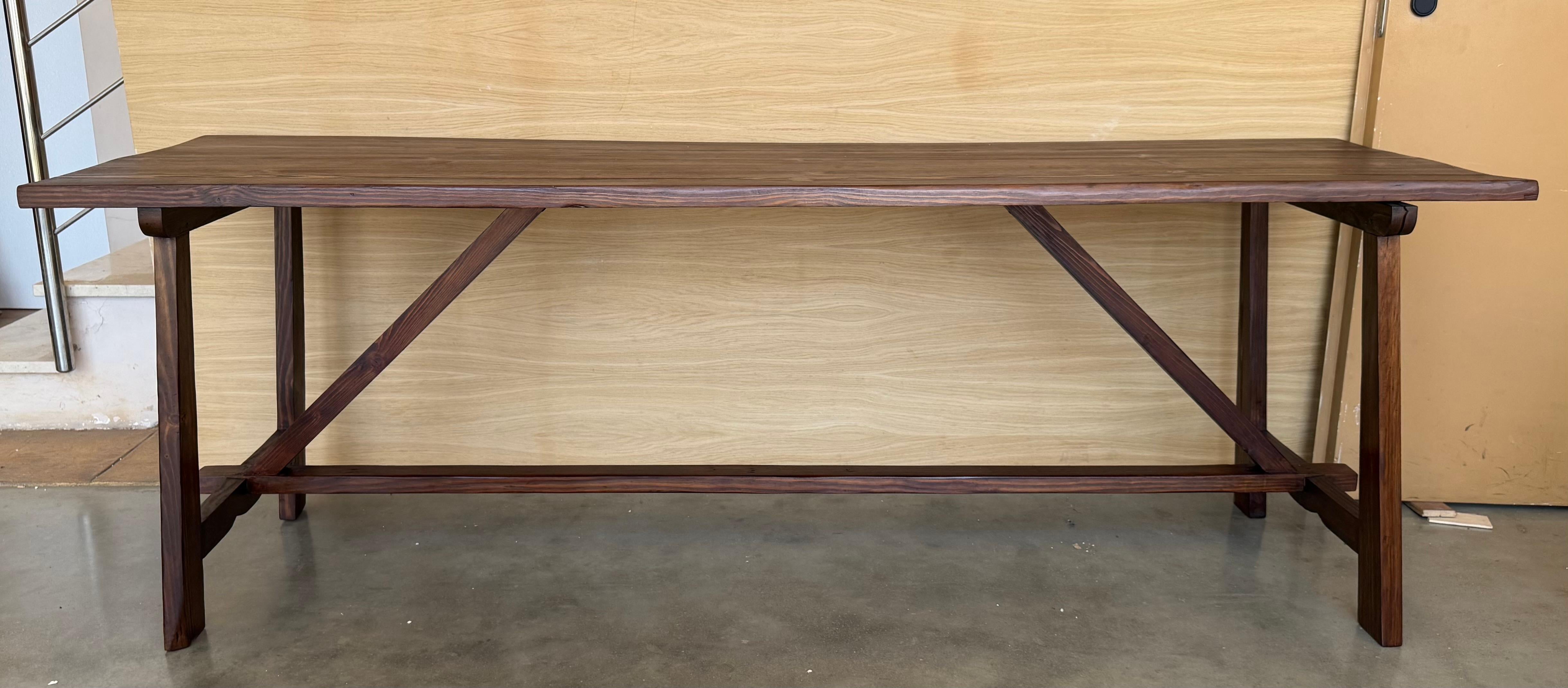 19th Spanish refectory desk table with solid legs and wood stretcher
Original perfect condition
Top table in perfect condition
Very heavy piece
