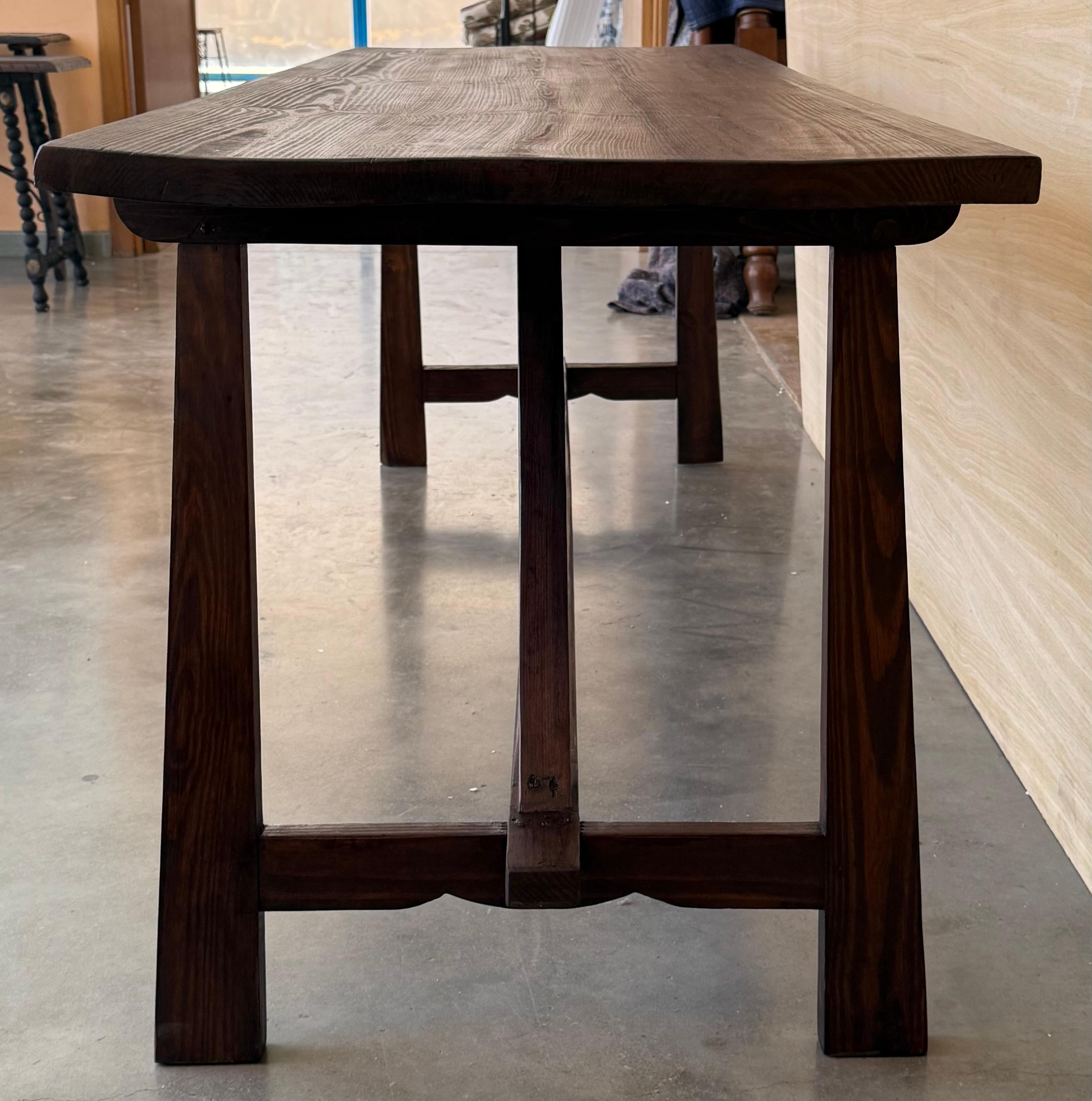19th Large Spanish Dining or Desk Table with Carved Legs and Wood Stretcher For Sale 2