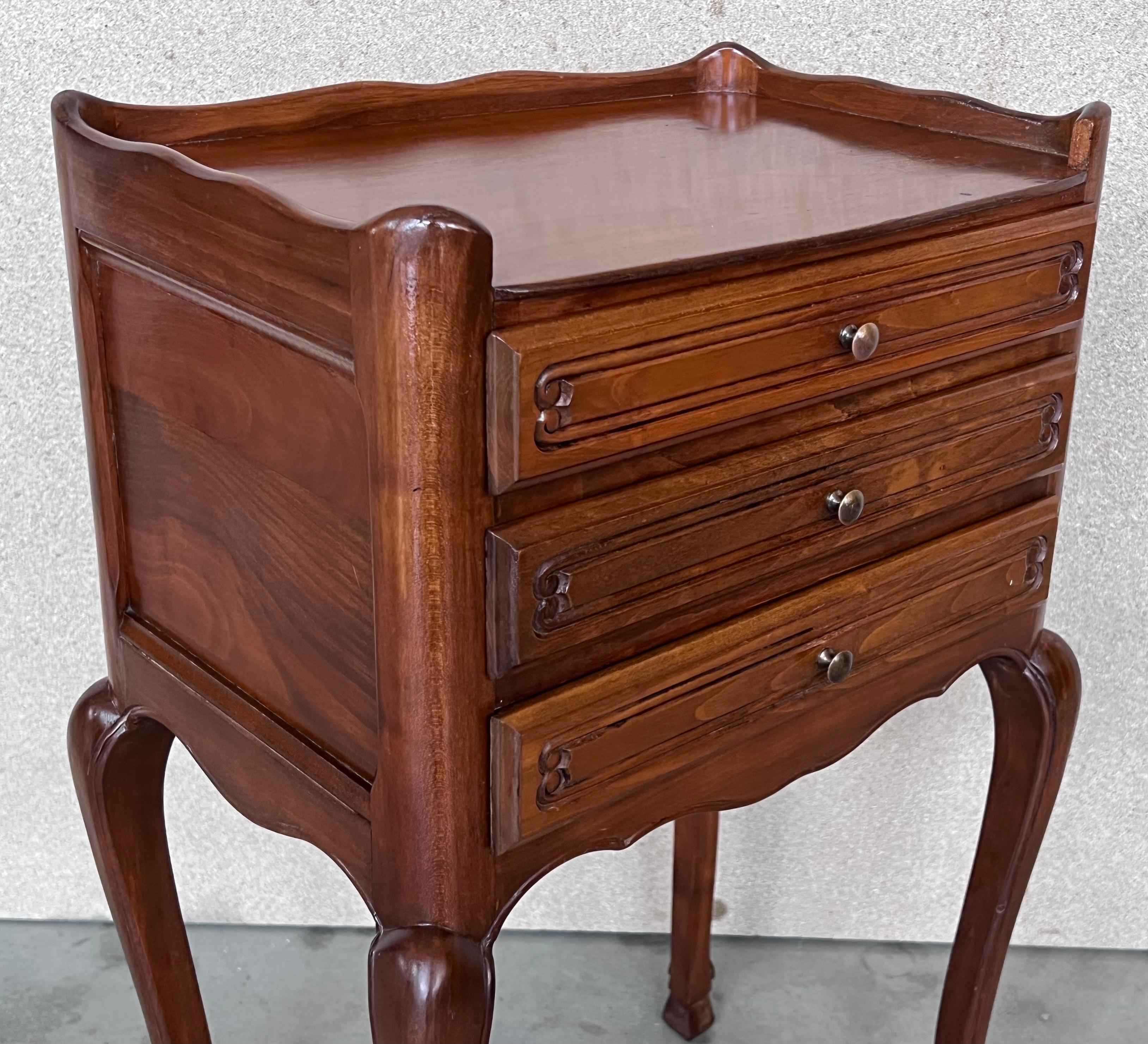 19th Louis XV Style French Darkness Oak Nightstands with Claw Finish Legs For Sale 1
