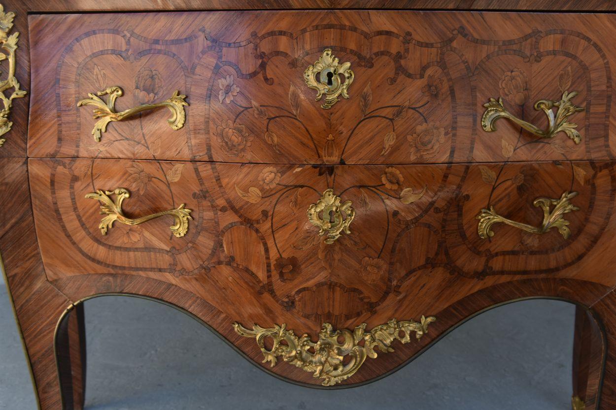 19th Louis XV Style Sauteuse Commode Stamped Rosewood Mercier, Paris In Good Condition For Sale In Marseille, FR