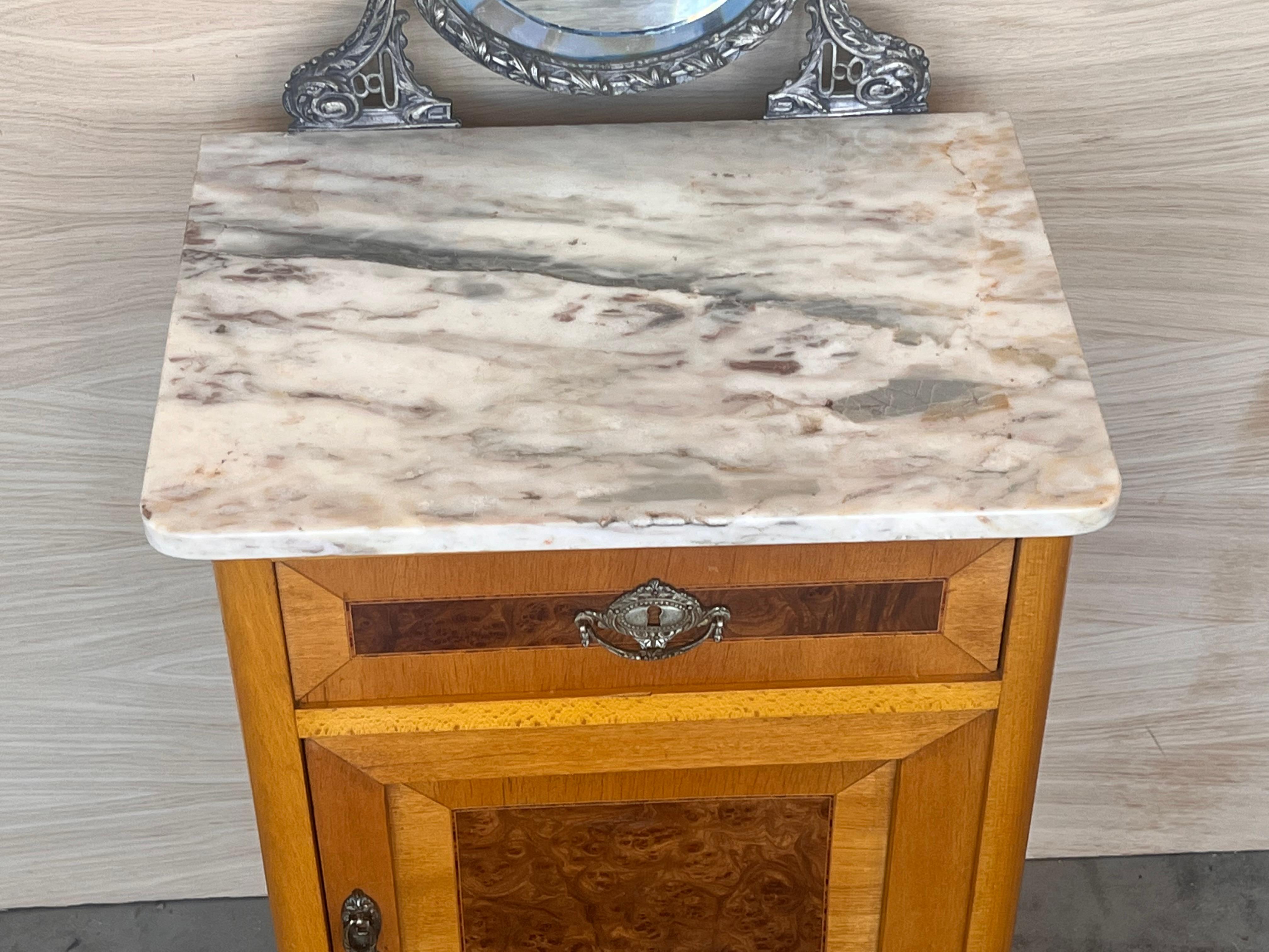 19th Louis XVI Style Pair of Marquetry Nightstands with Bronze & Mirror Crest For Sale 3