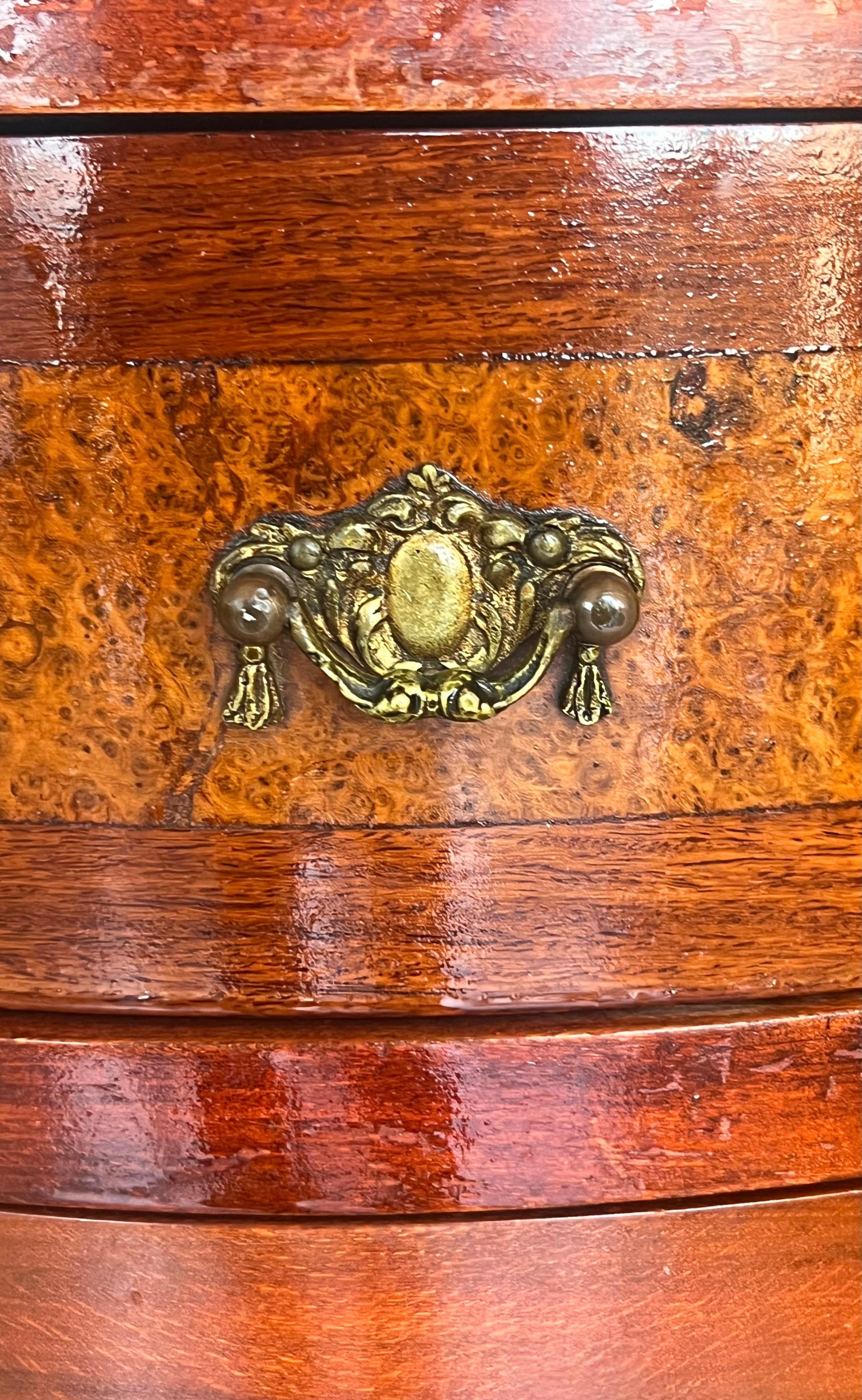 19th Louis XVI Style Pair of Marquetry Nightstands with Marble Top For Sale 4
