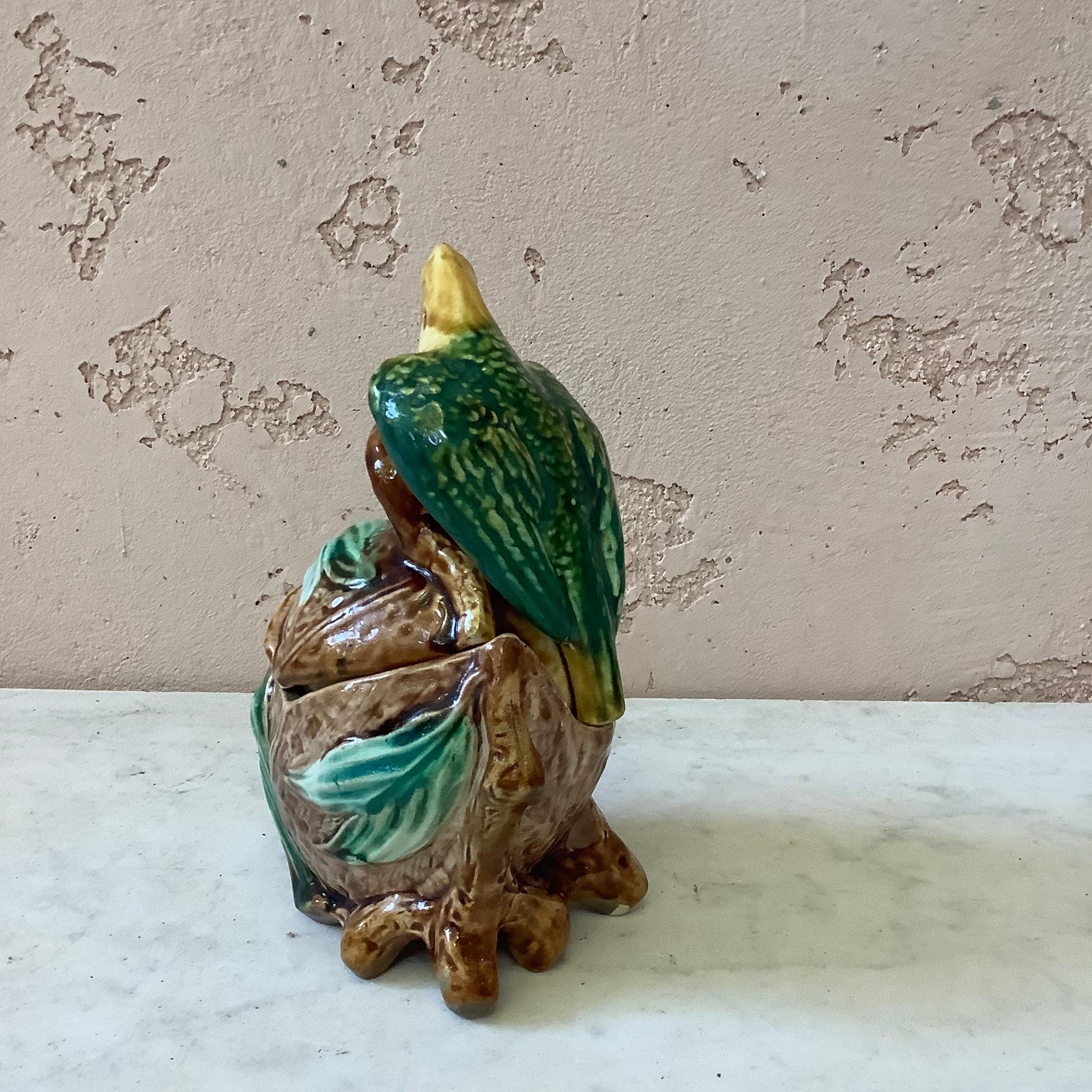 19th Majolica Parrot Tobacco Jar Onnaing In Good Condition For Sale In Austin, TX
