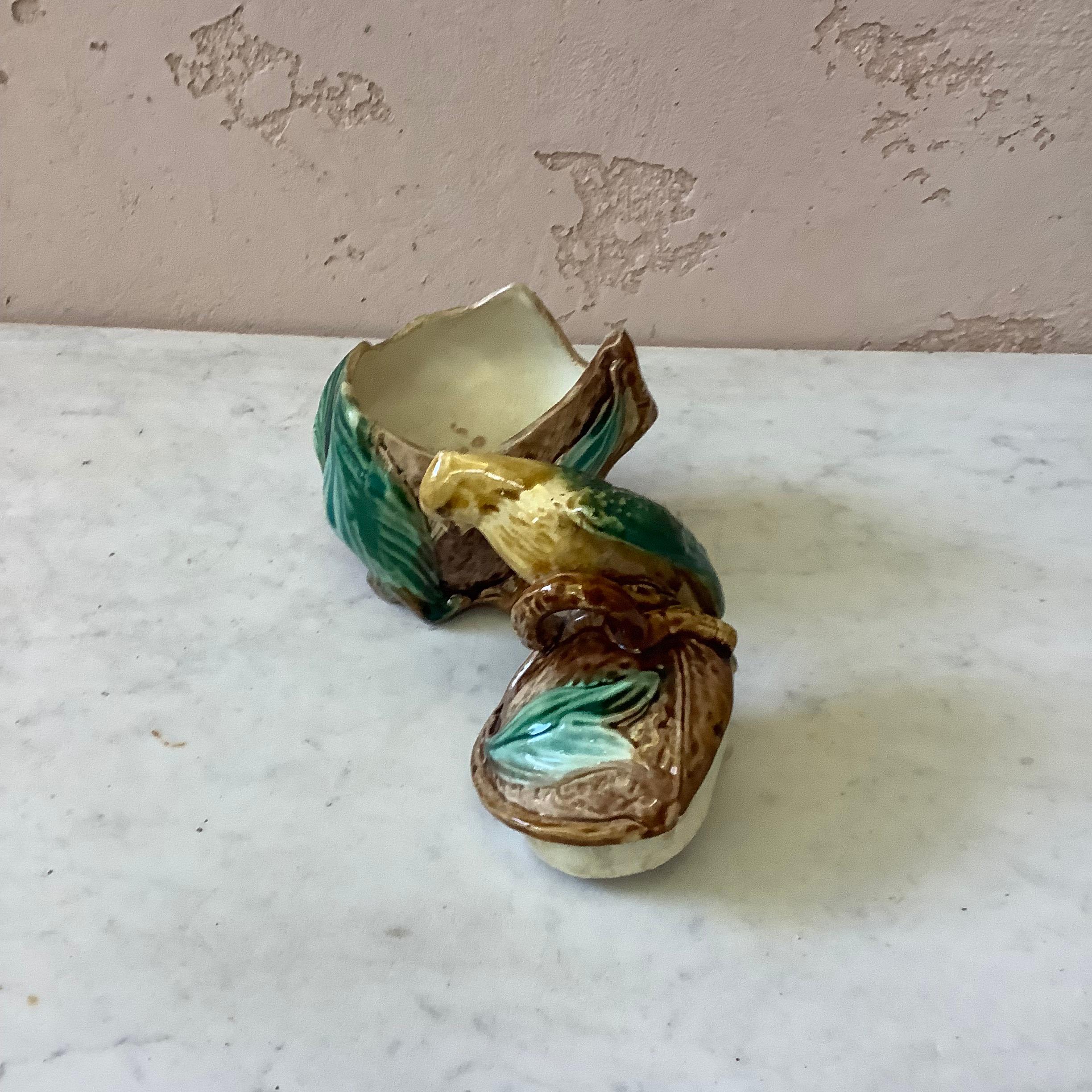 19th Majolica Parrot Tobacco Jar Onnaing For Sale 1
