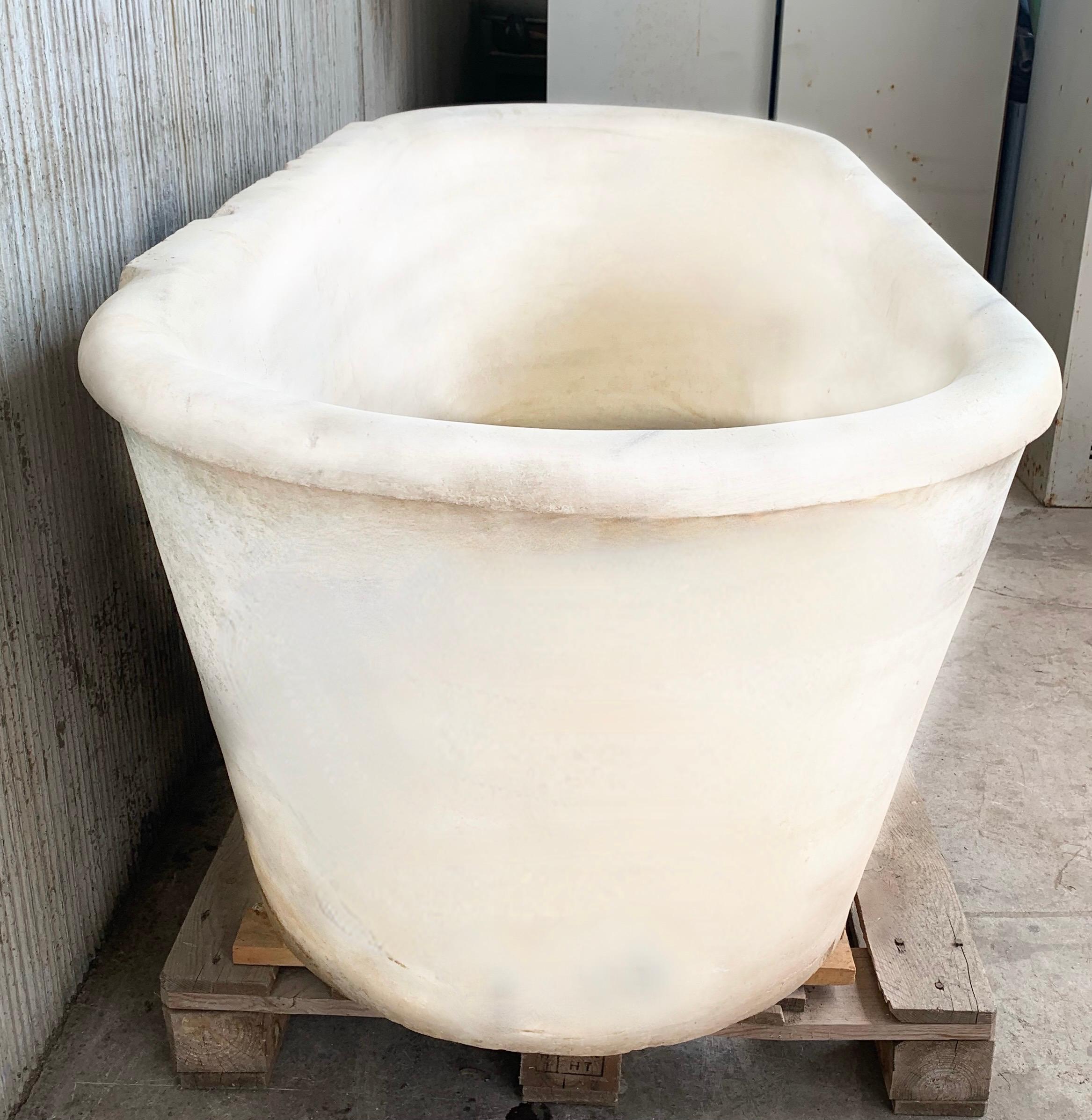 19th Masterpiece Carrara Marble Oval Bathtub In Good Condition In Miami, FL