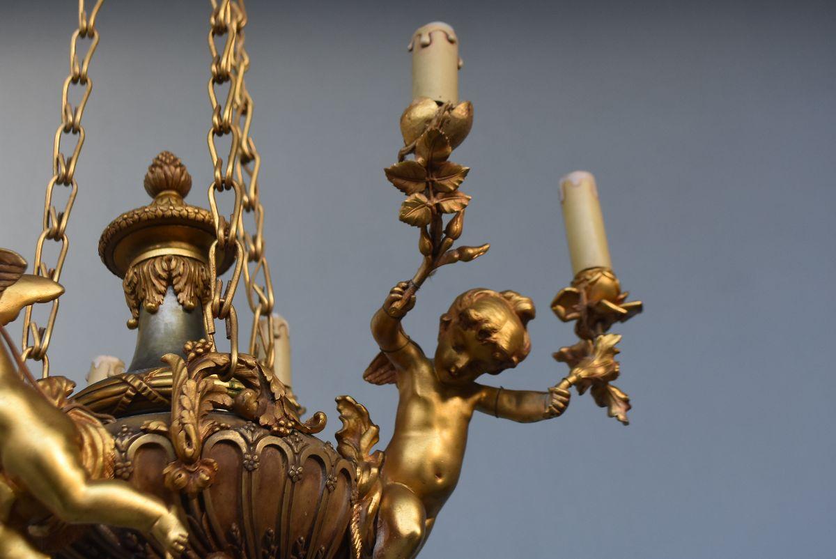 19th Napoleon III Period Gilt Bronze Chandelier with Putti For Sale 5