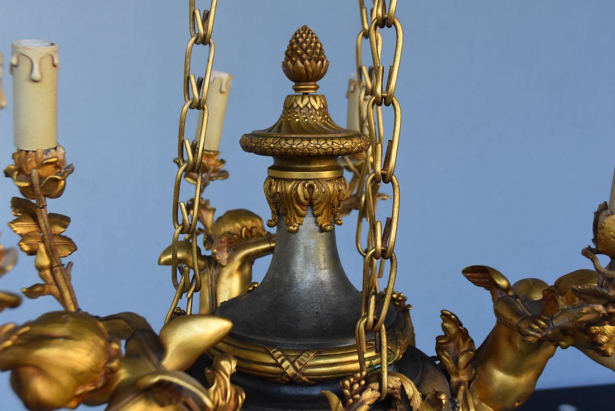 Araña de bronce dorado con Putti del siglo XIX, época de Napoleón III en venta 5