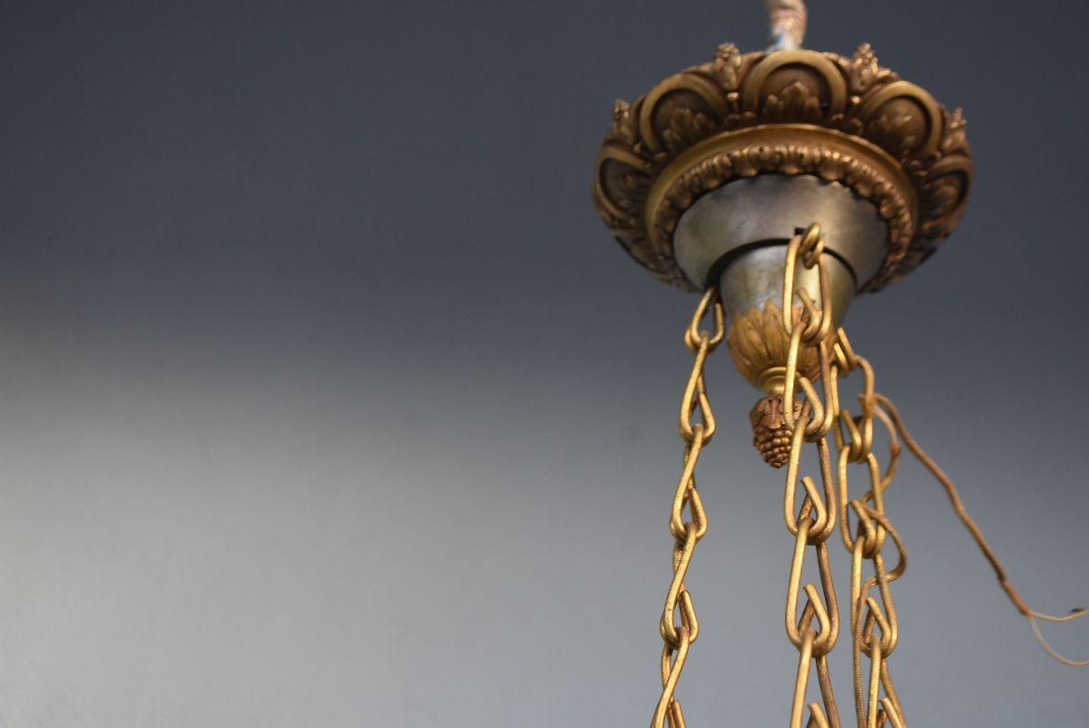 19th Napoleon III Period Gilt Bronze Chandelier with Putti For Sale 9