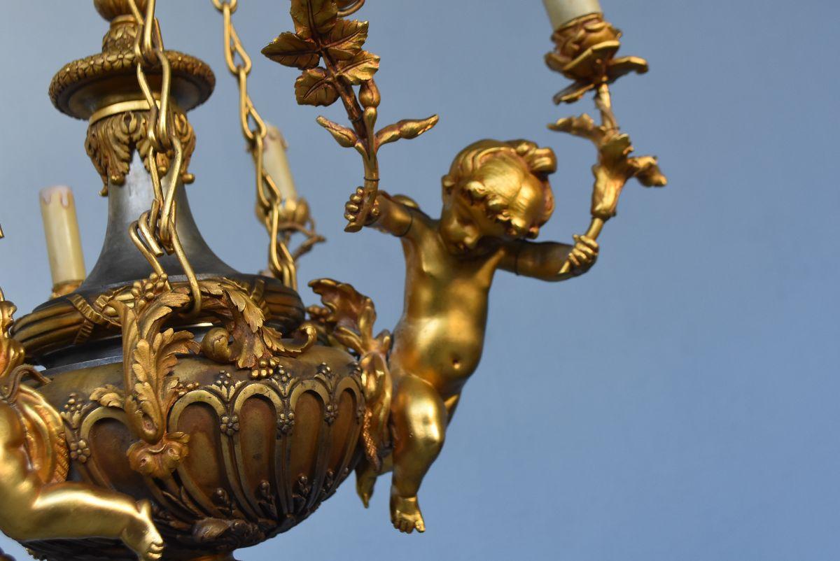19th Napoleon III Period Gilt Bronze Chandelier with Putti In Good Condition For Sale In Marseille, FR