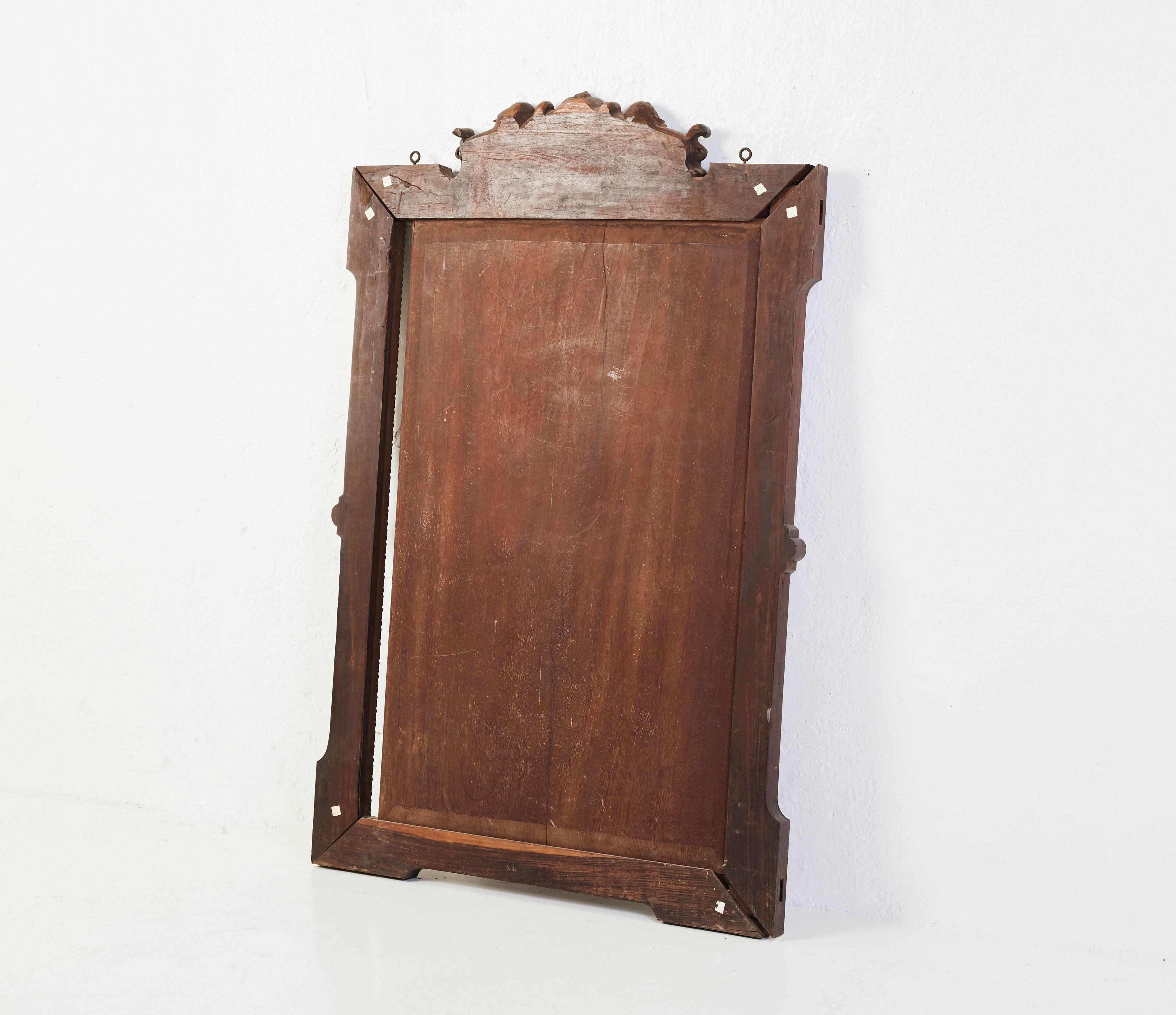 19th or 20th Century Antique Asian Mirror Frame In Fair Condition For Sale In Stockholm, SE