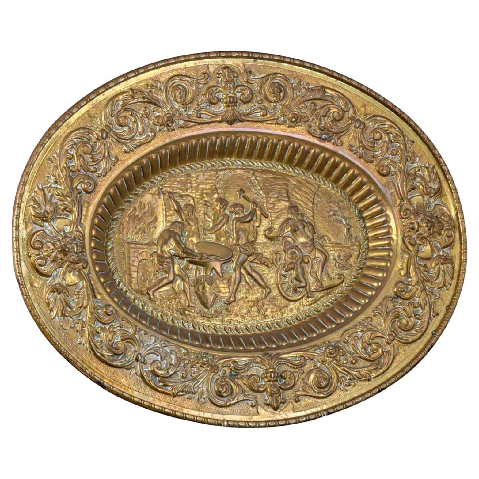 Oval Apparatus Salver aus gelbem Metall aus dem 19. Jahrhundert