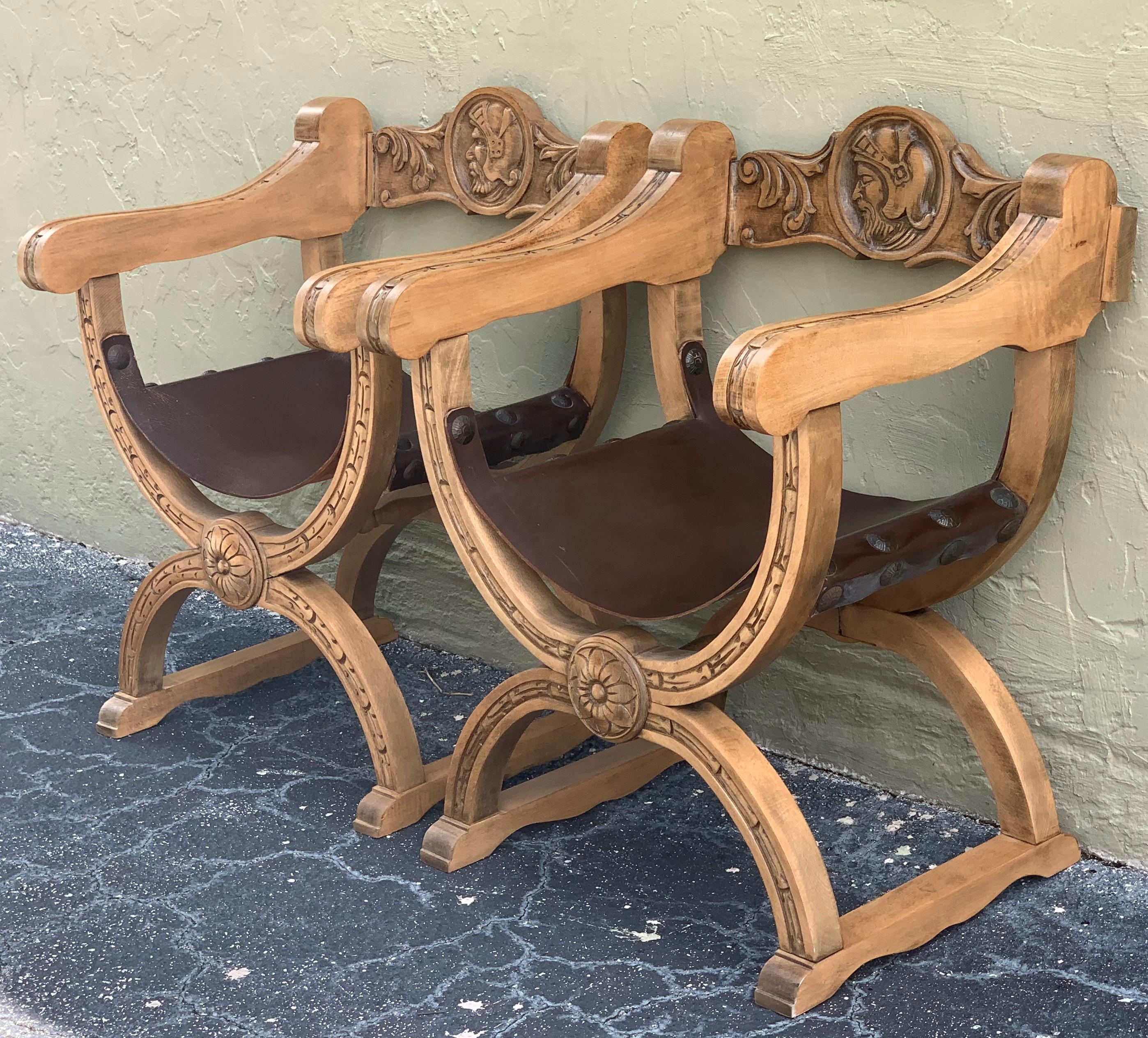 Baroque 19th Century Pair of Carved Walnut Leather Savonarola Bench or Settee For Sale
