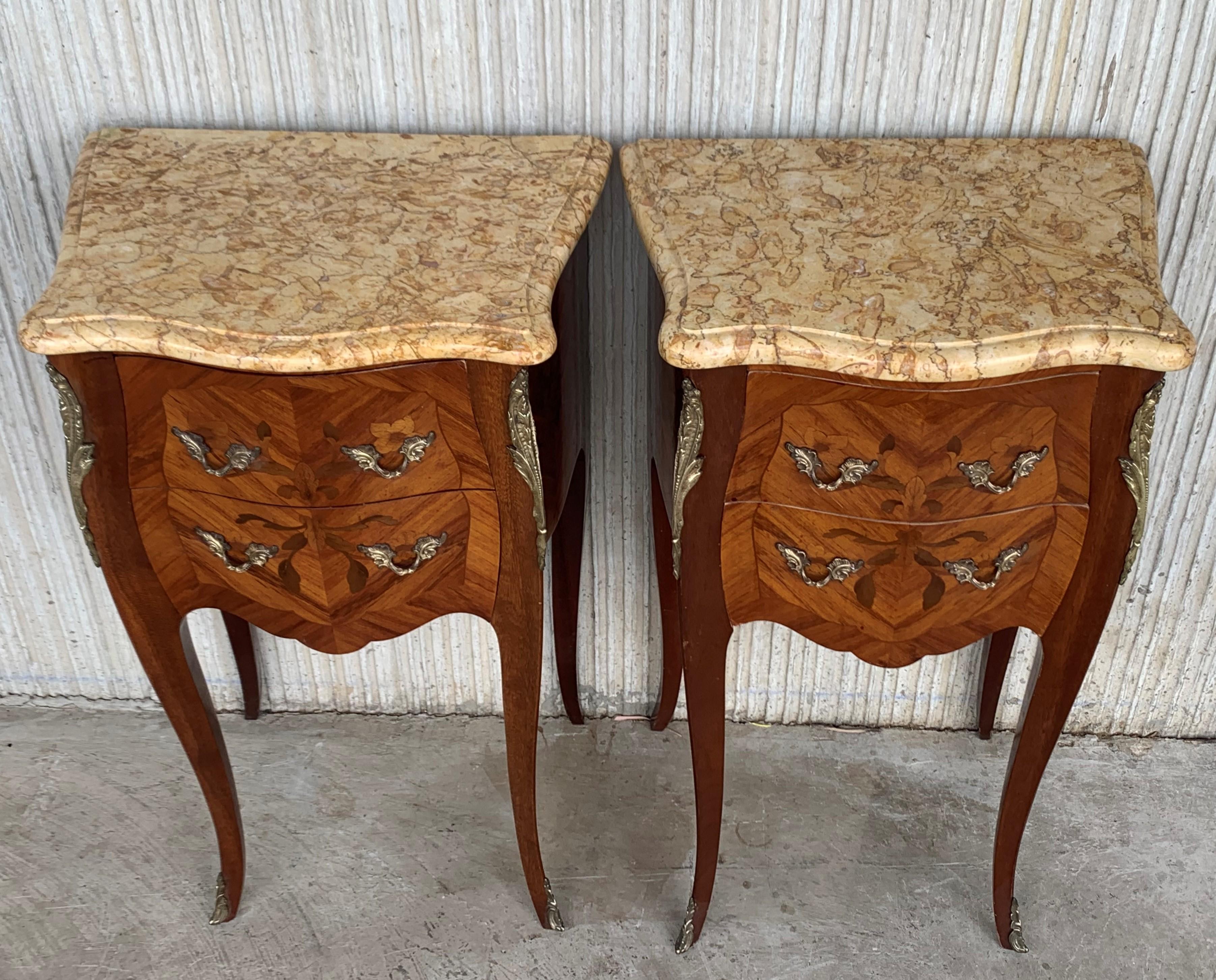 19th Pair of French Marquetry Nightstands with Roses and Marble Tops In Good Condition In Miami, FL