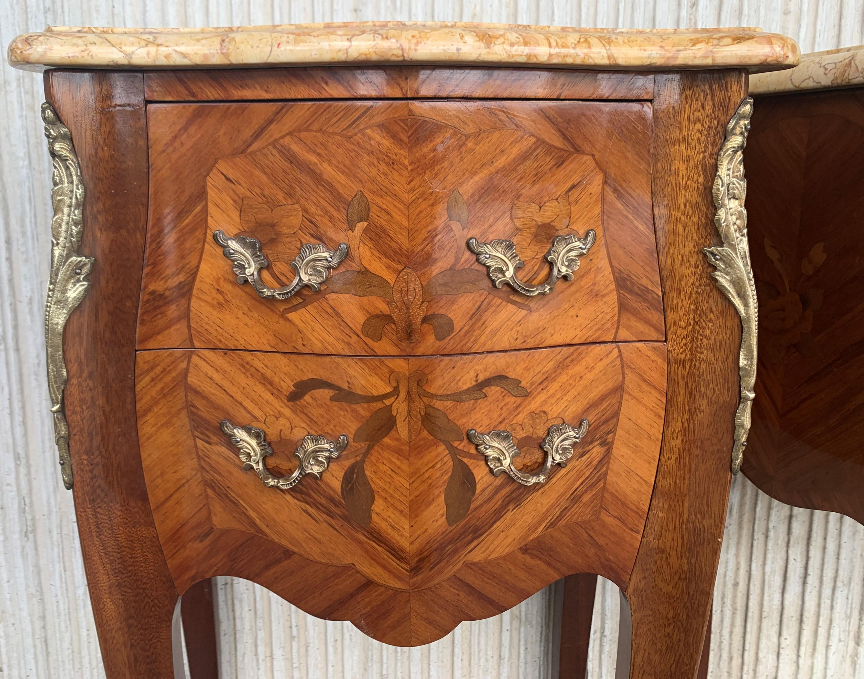 19th Pair of French Marquetry Nightstands with Roses and Marble Tops 4