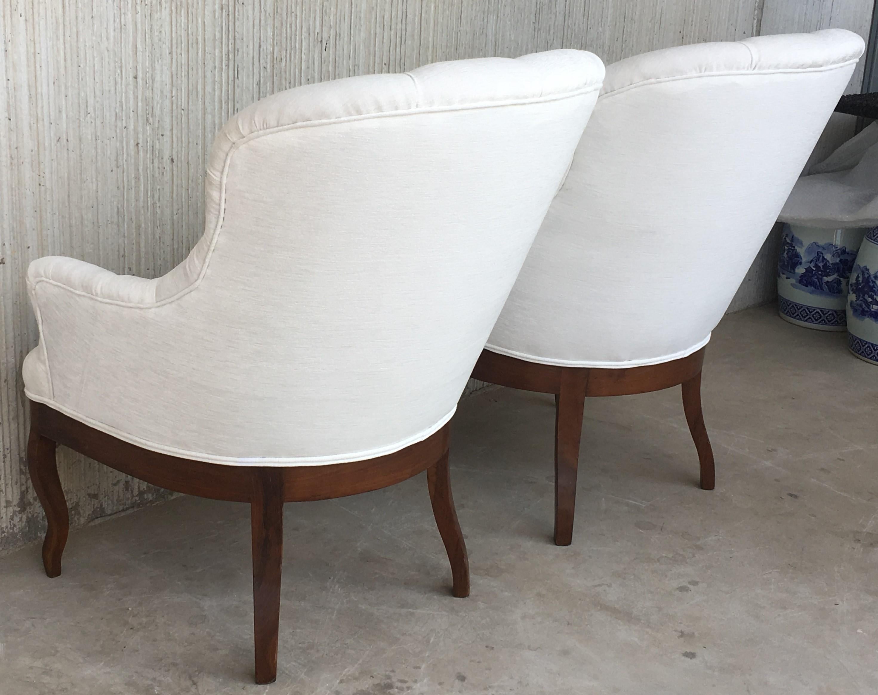 19th Pair of Louis XV Bergère Armchairs in White Velvet For Sale 1