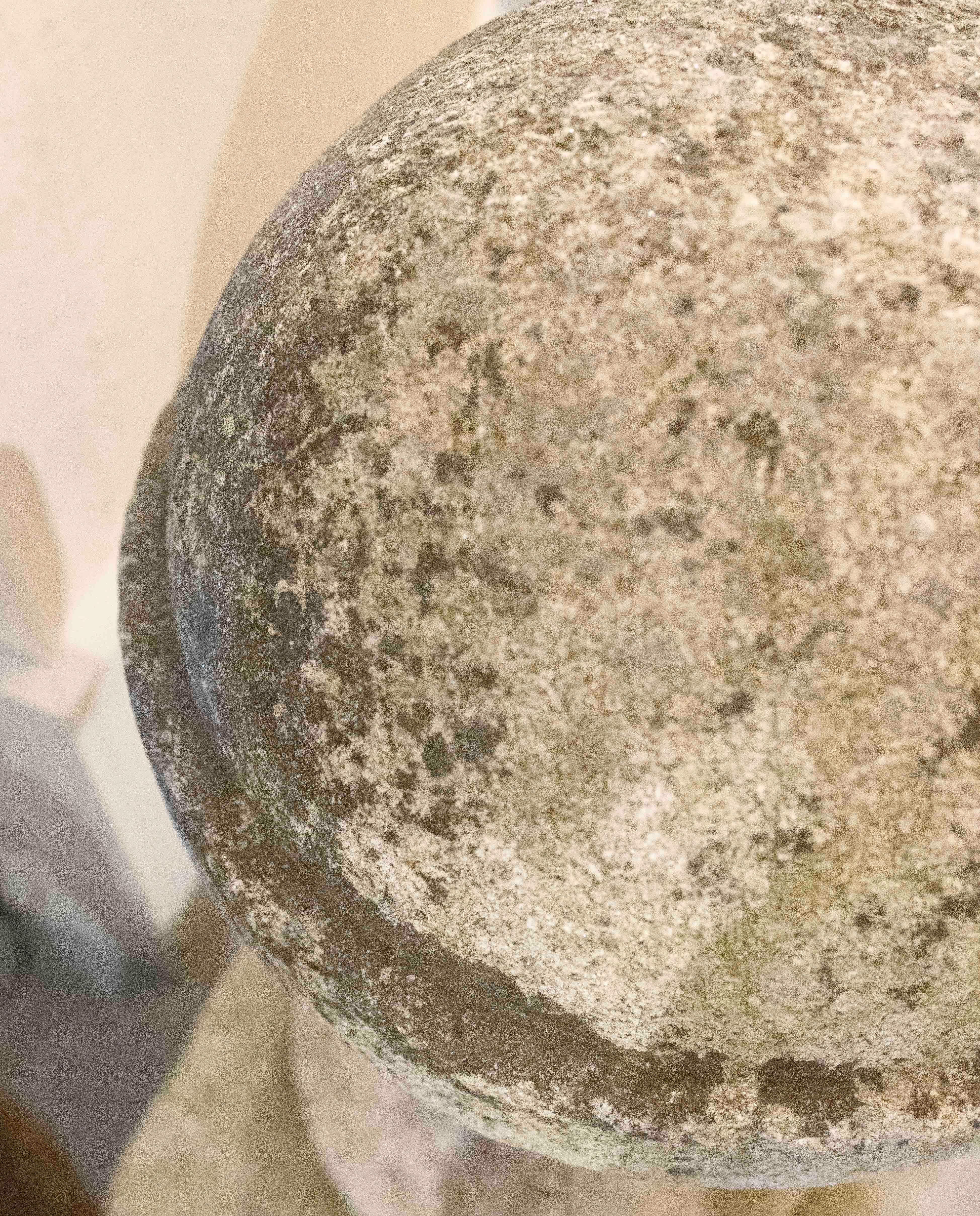 19. Paar portugiesische Bau-Granit-Finials (Stein) im Angebot