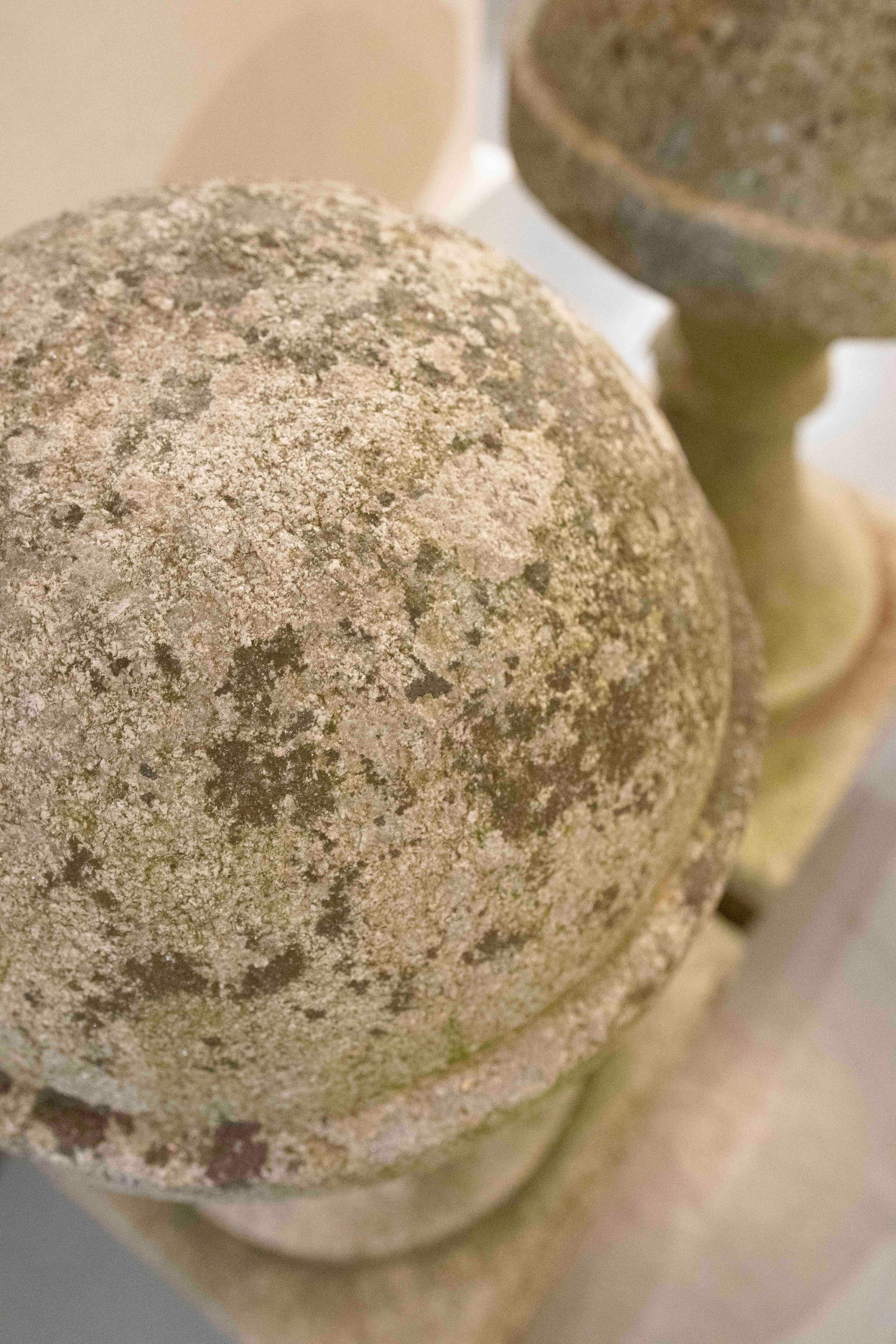 19. Paar portugiesische Bau-Granit-Finials im Angebot 1