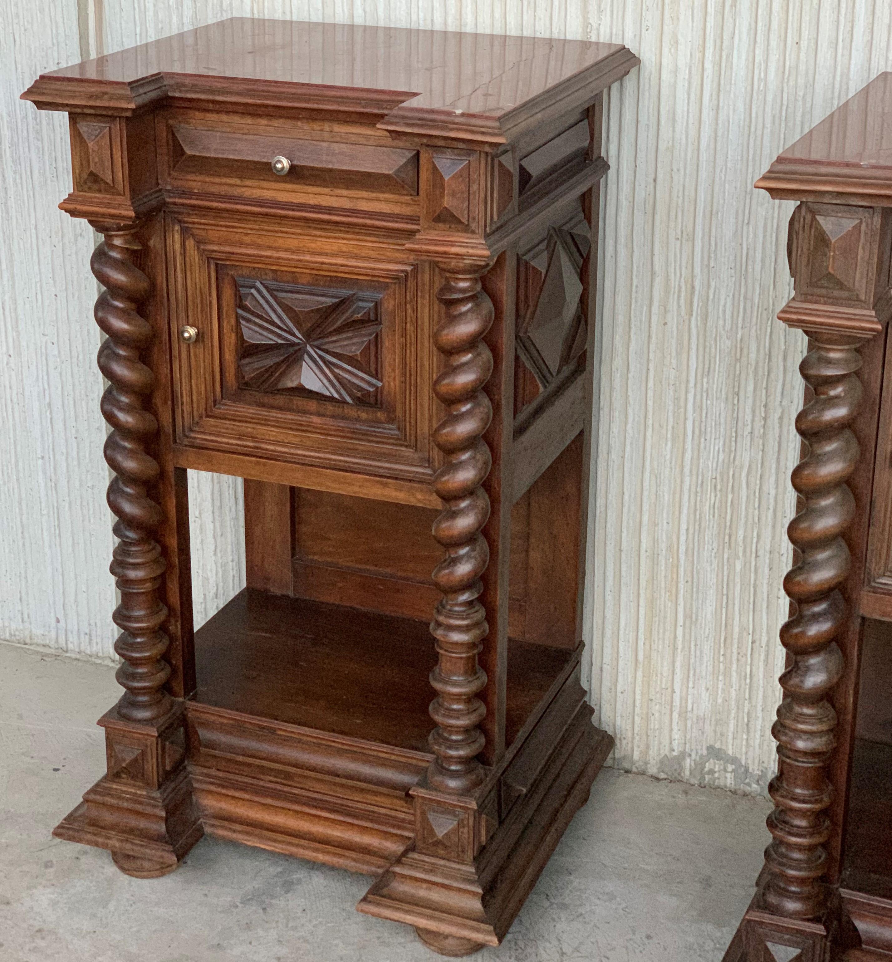 French Provincial Pair of Solid Carved Brutalist French Nightstands with Solomonic Columns For Sale