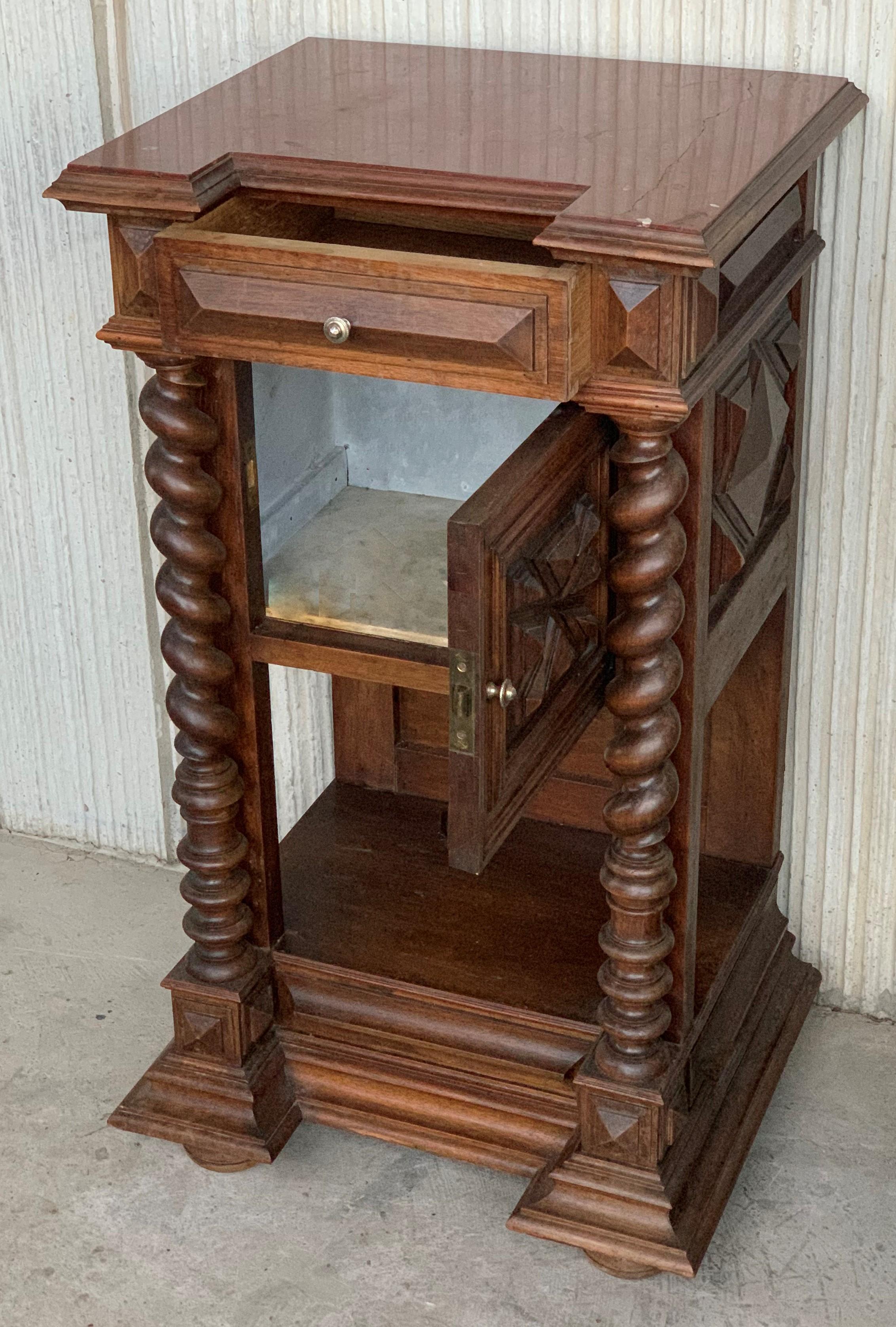 Pair of Solid Carved Brutalist French Nightstands with Solomonic Columns In Good Condition For Sale In Miami, FL
