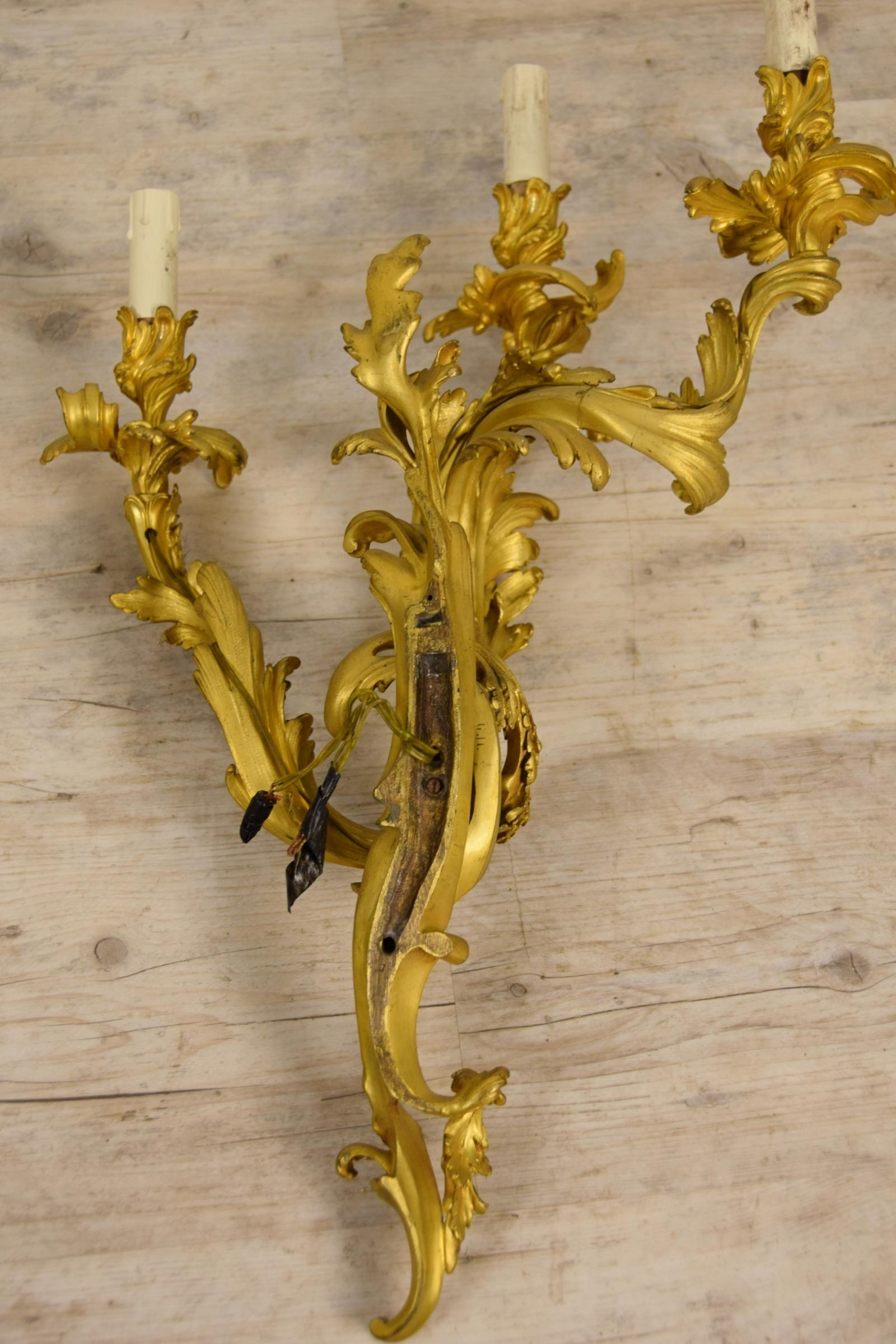 19th Century Pair of Three-Light Gilt Bronze French Louis XV Style Appliques For Sale 8