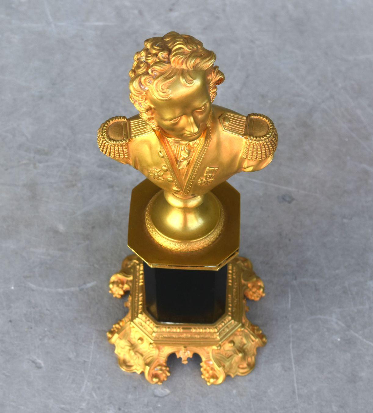 Gilt 19th Rare Bust in Gilded Bronze The General M. Sébastien Foy Empire Period