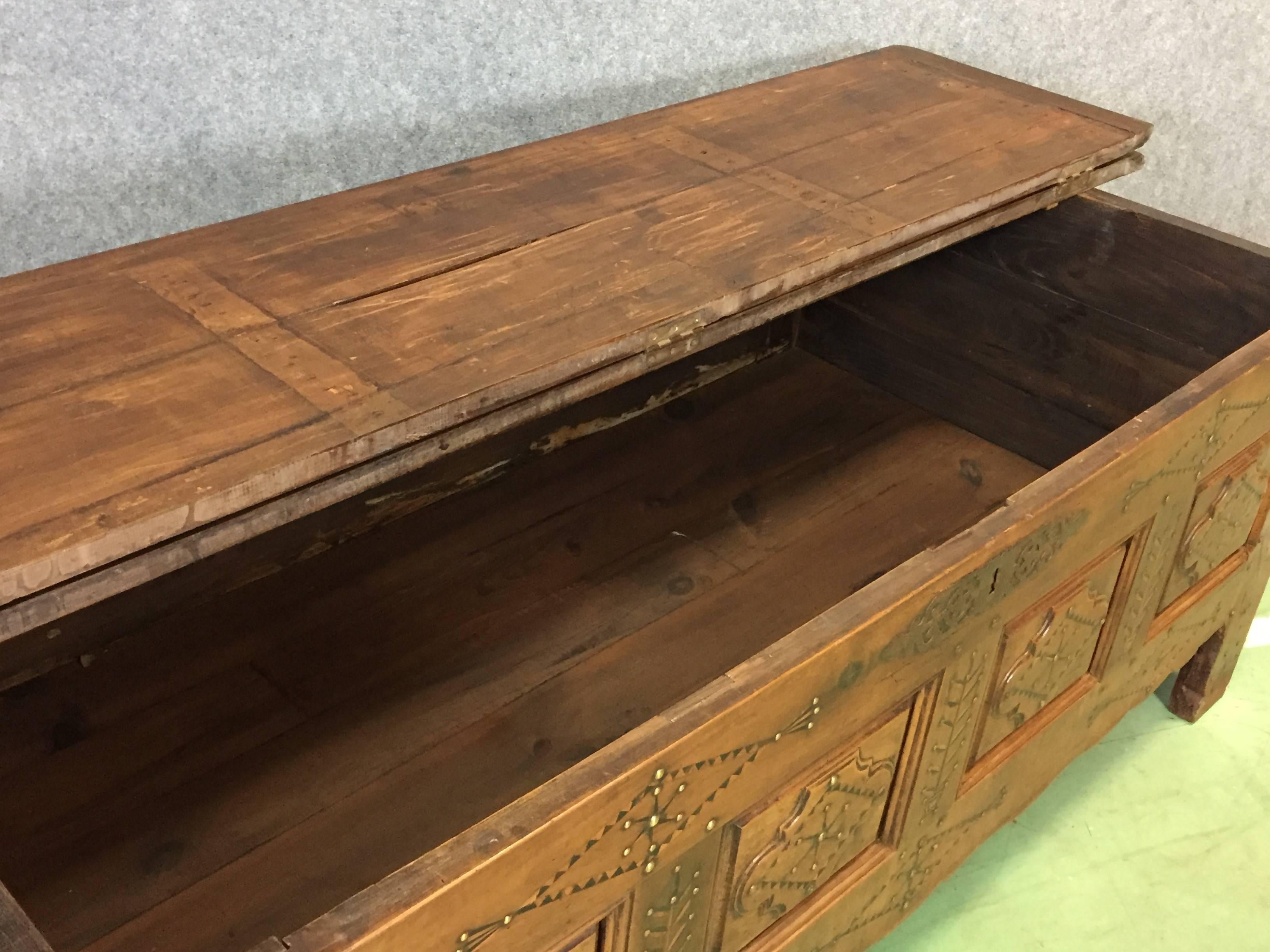 19th Century Rustic Fruitwood Bench Coffer For Sale 4