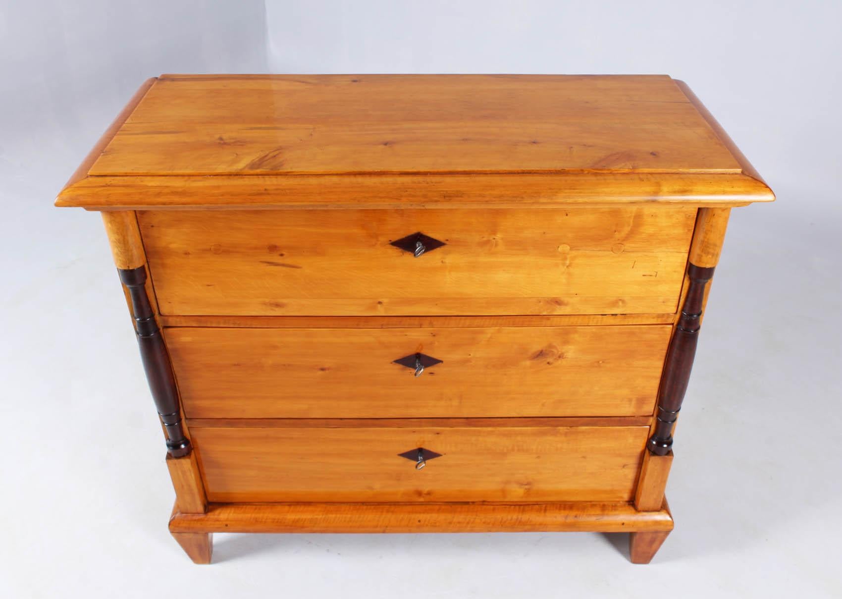 Hand-Crafted 19th Scandinavian Biedermeier Chest of Drawers with Secretary Compartement