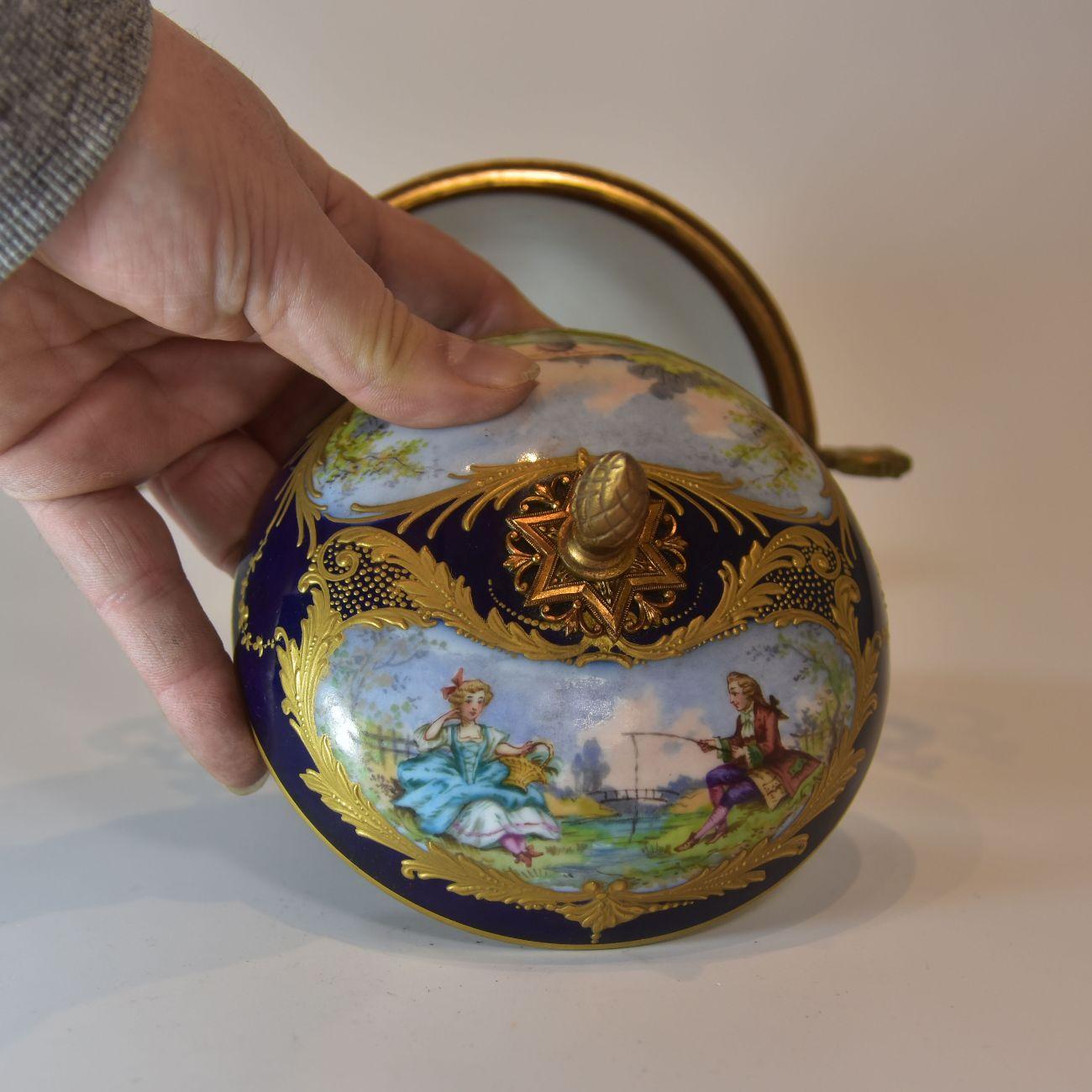 Sèvres Blue Porcelain Candy Box, 19th Century 3