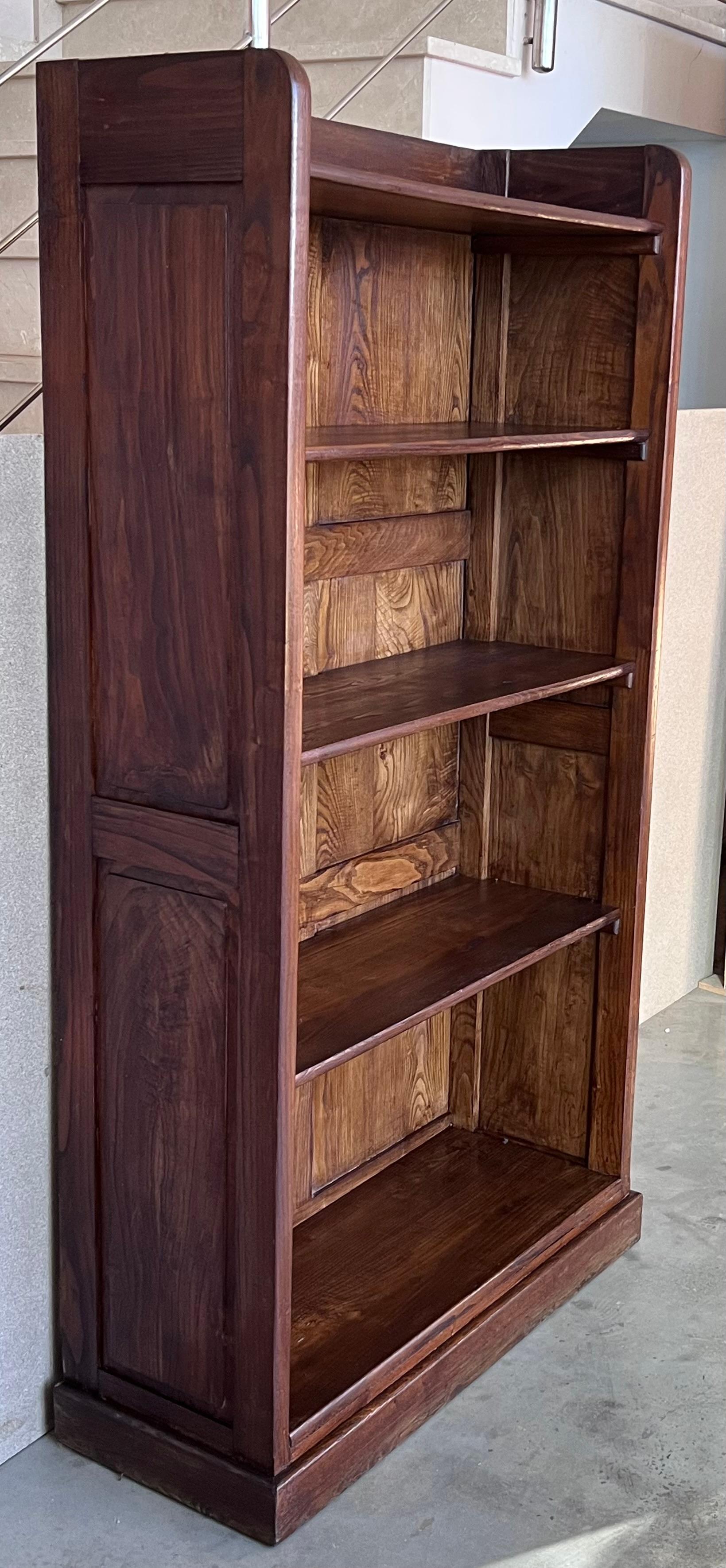 19th Solid Oak Bookcase or Etagere with Five Shelves In Good Condition In Miami, FL